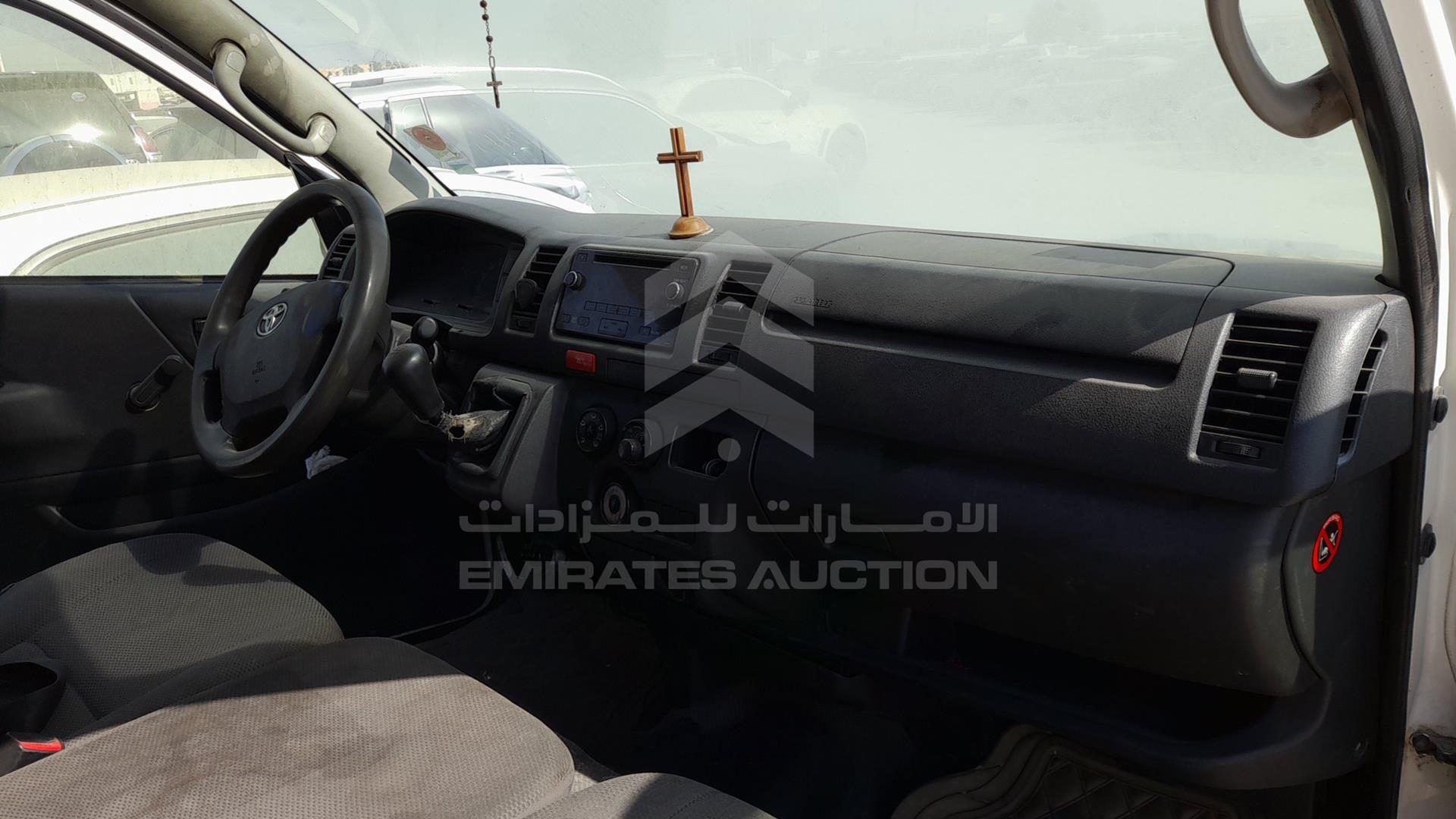 2016 TOYOTA HIACE VIN: JTFHX02P2G5003740