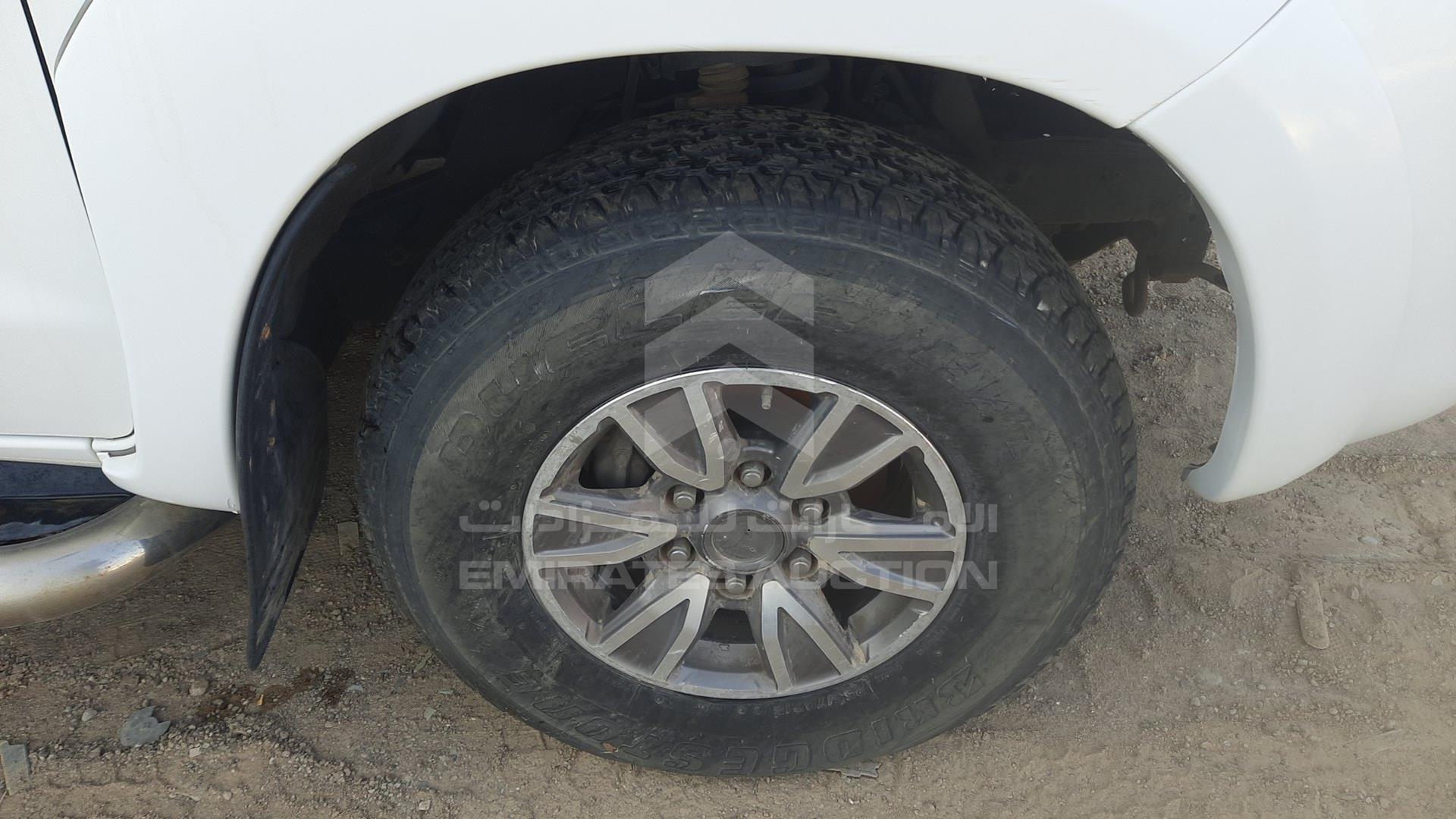 2014 TOYOTA HILUX VIN: MR0FX22G9E1115467
