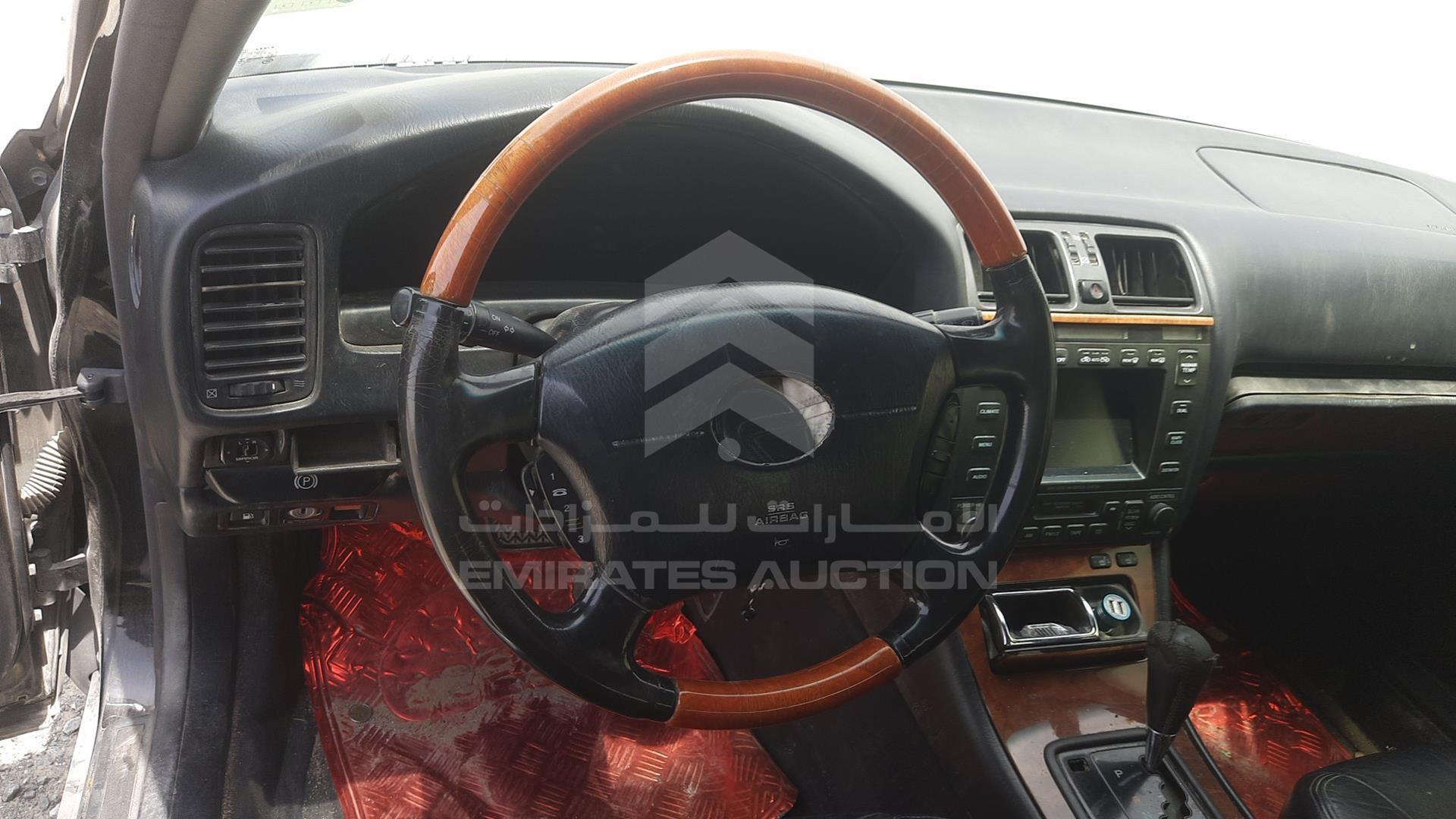1998 LEXUS LS400 VIN: JT8BH28F2W0137843