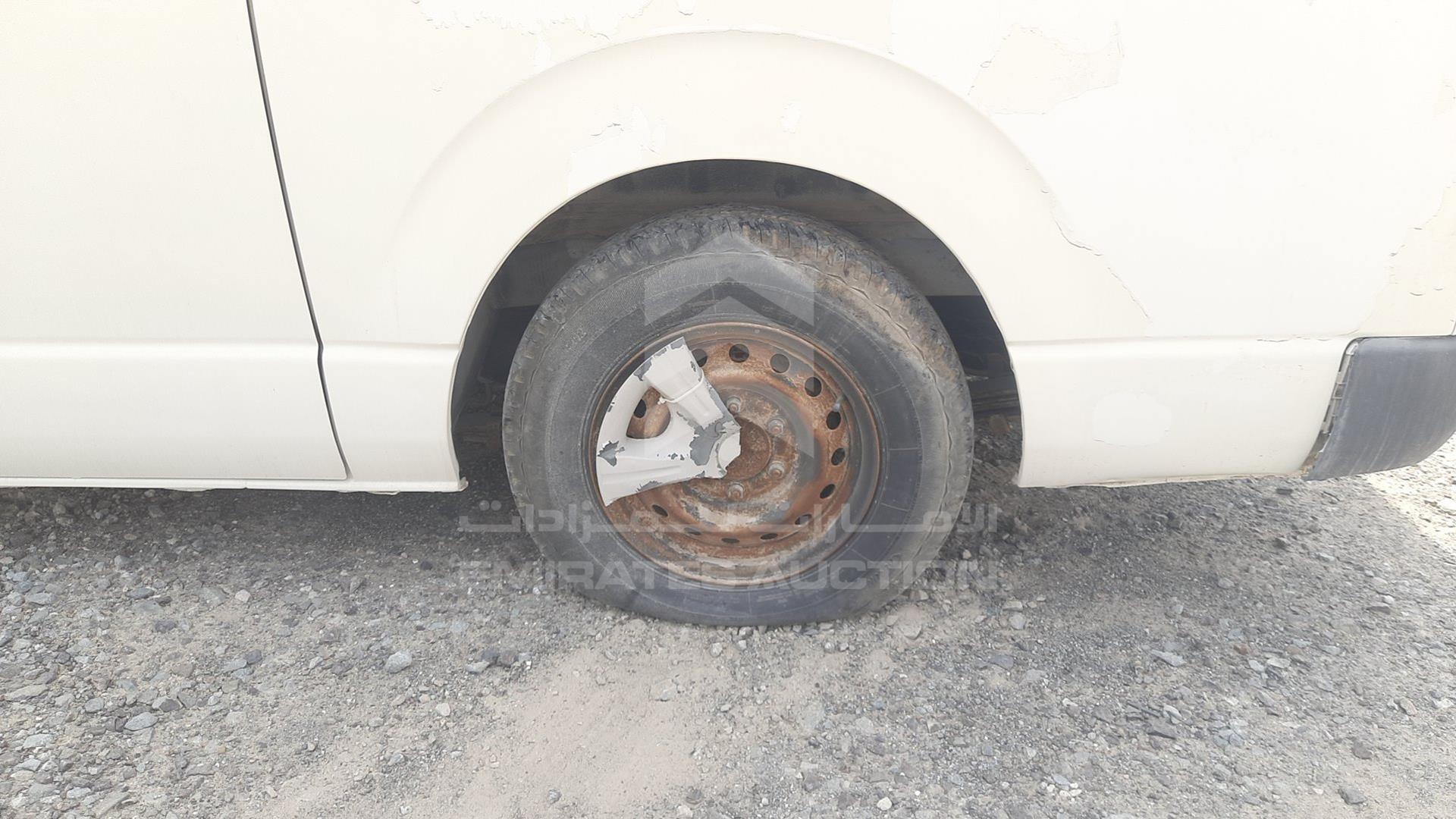 2009 TOYOTA HIACE VIN: JTFHX02P490041972