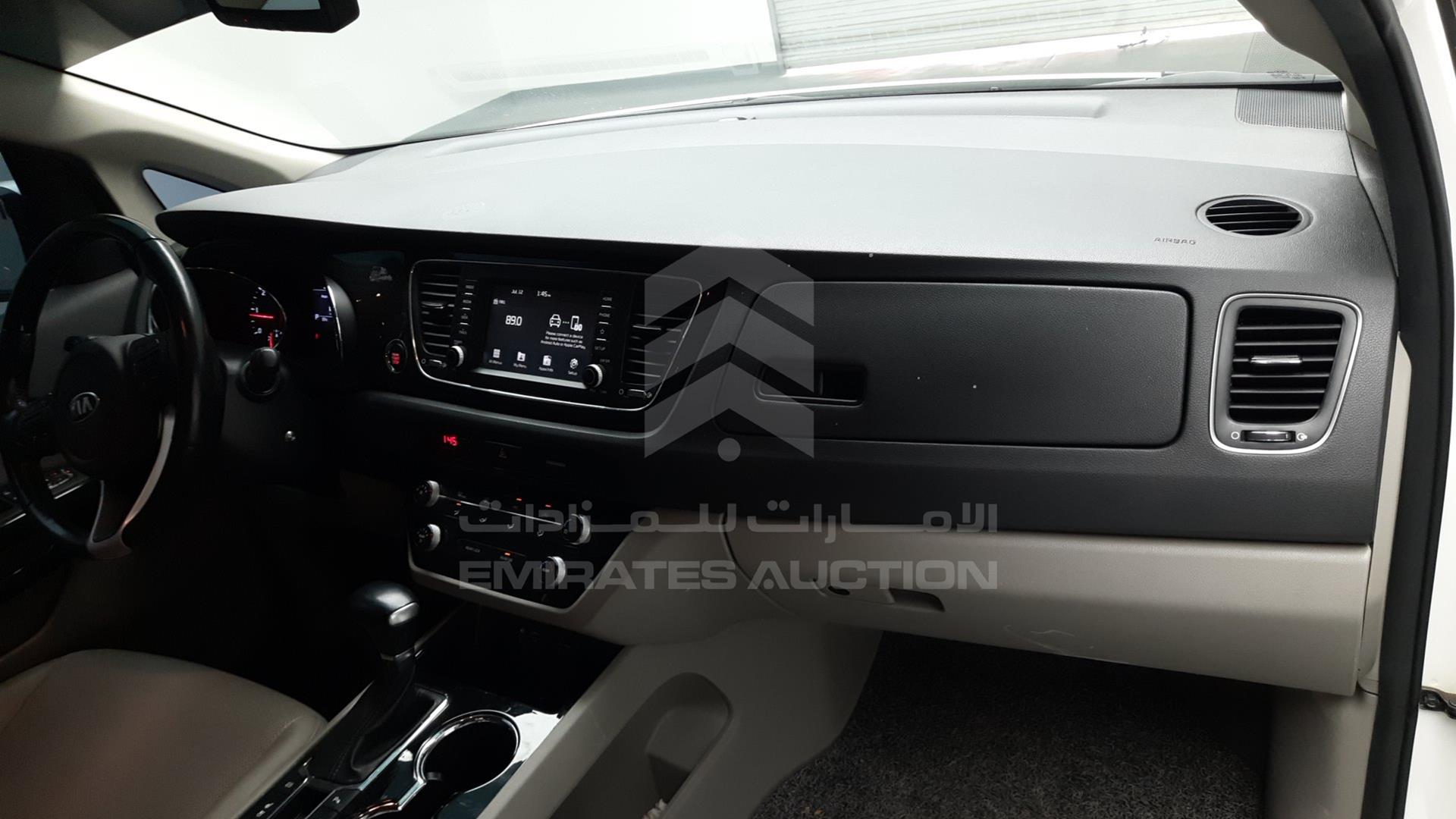 2019 KIA CARNIVAL VIN: KNHMF37ABKS490799