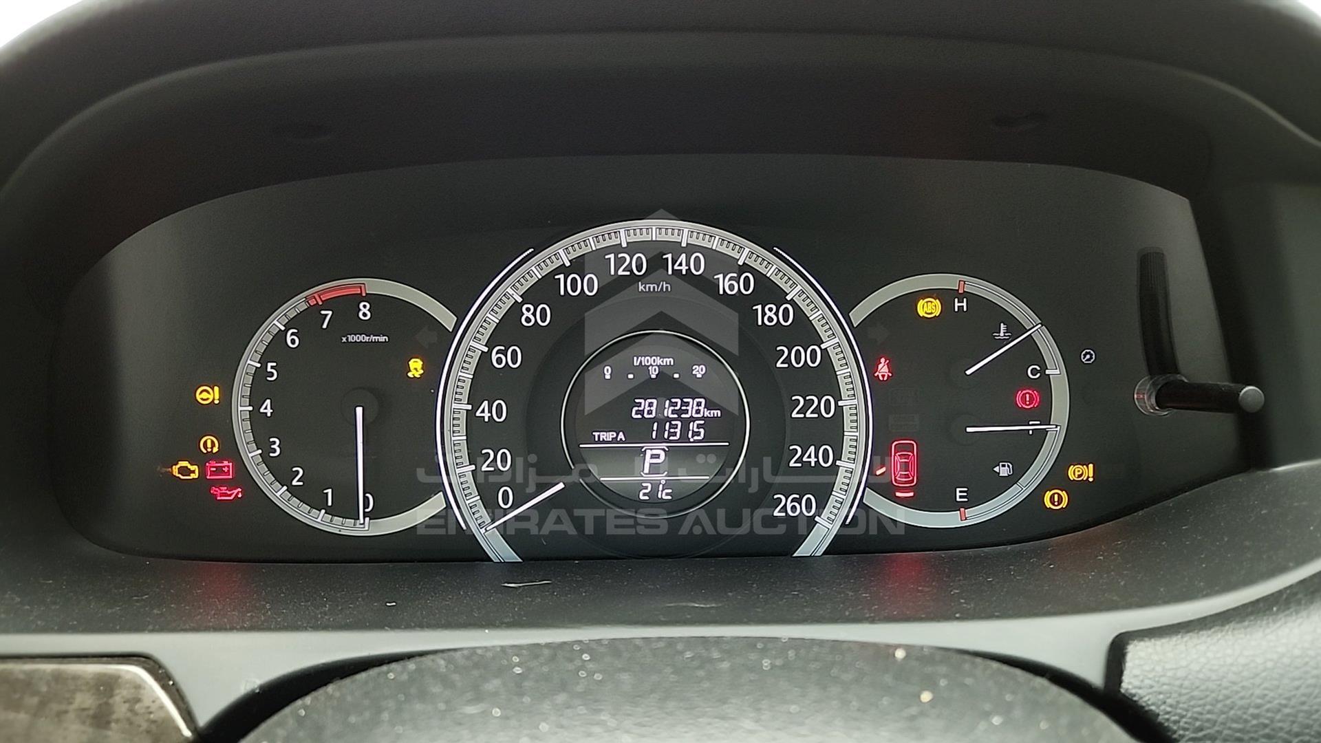 2015 HONDA ACCORD VIN: LUCCR2665F3406434