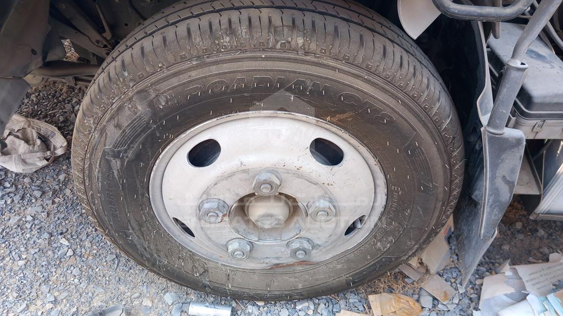 2023 Isuzu NMR — Front Left Tyre — Photo 27