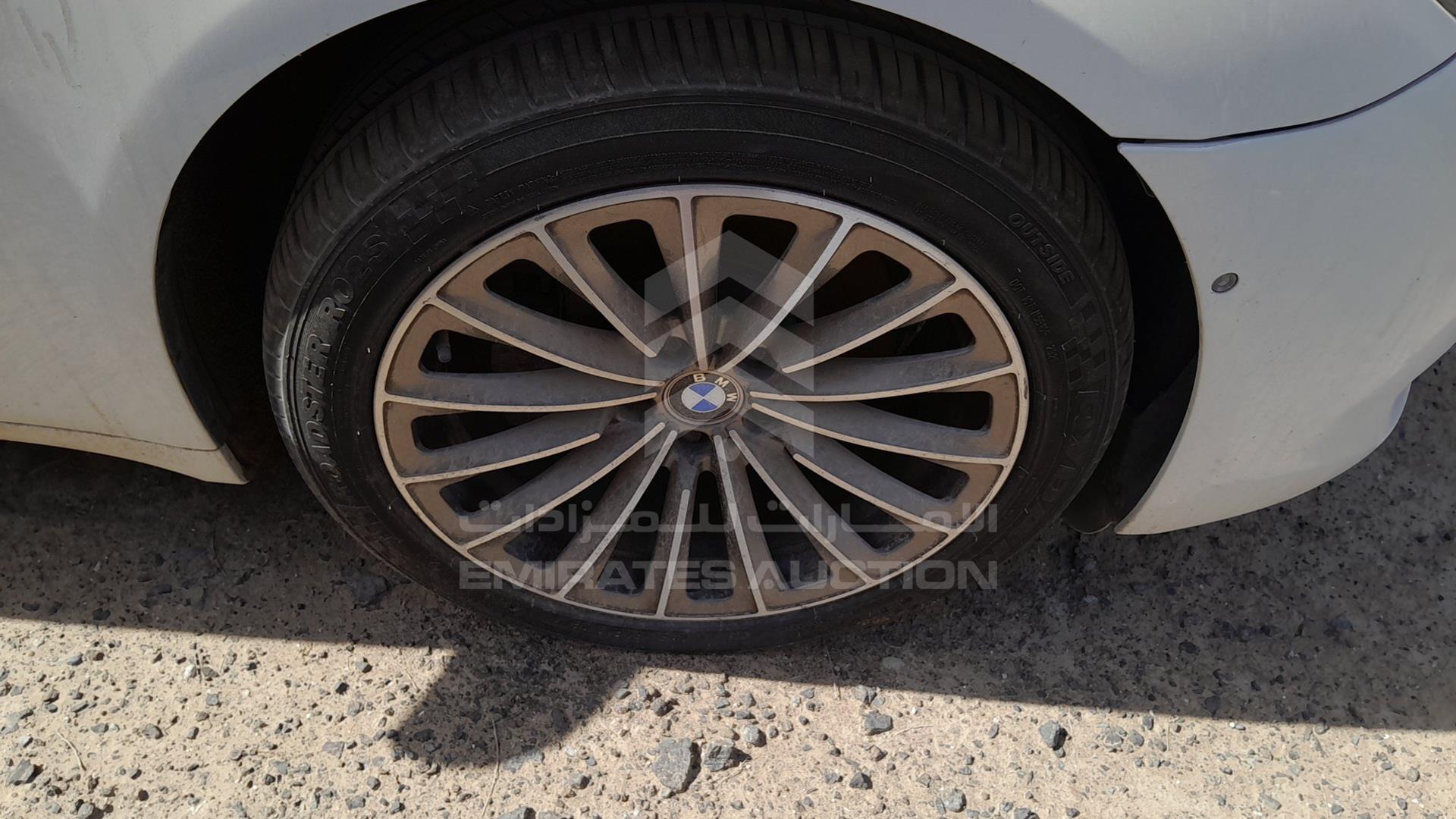 2009 BMW 740 LI VIN: WBAKB41039CY45684