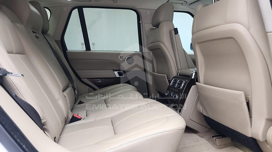 2016 Range Rover Vogue — Rear Right Passenger View — Photo 27