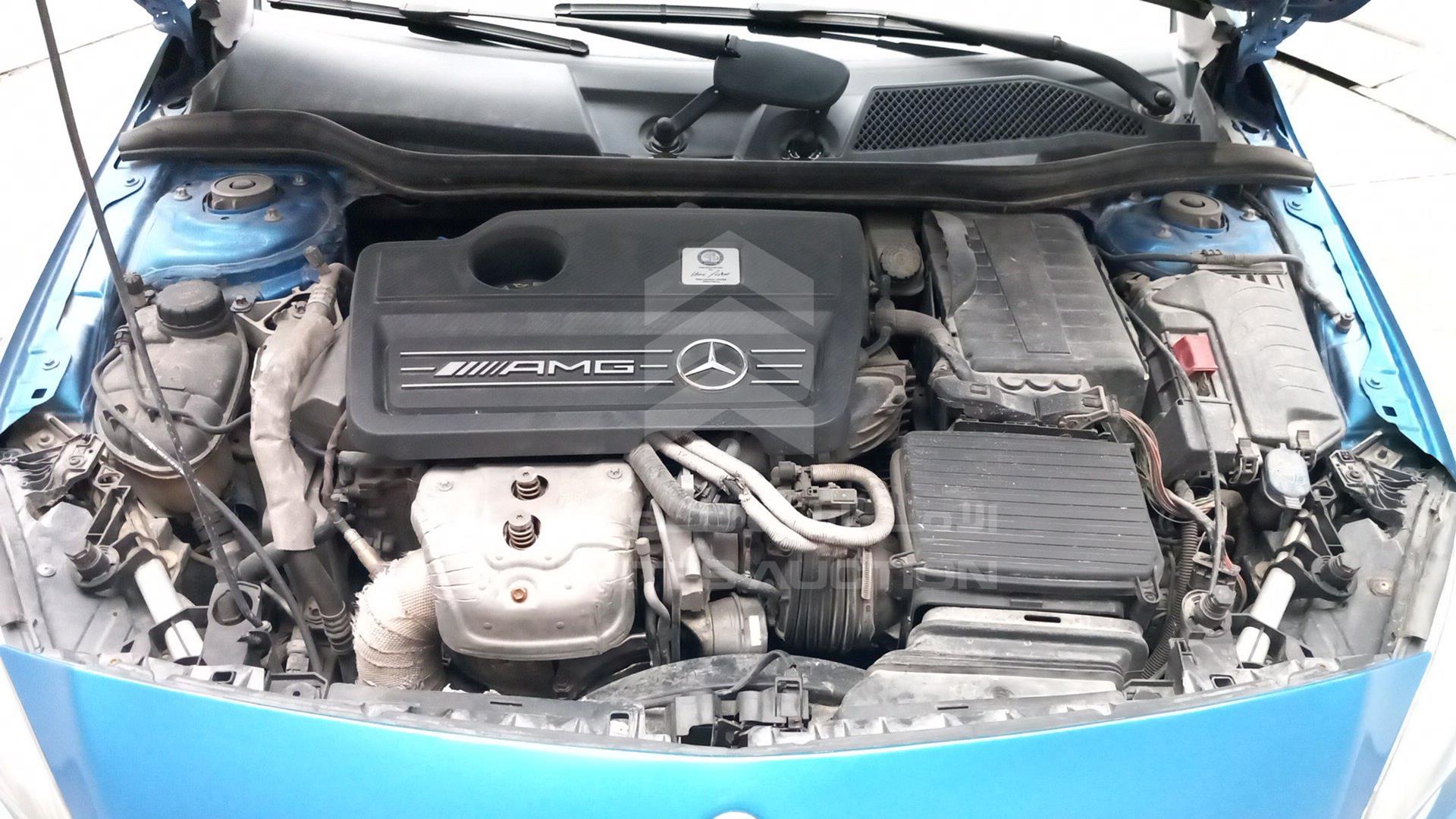 2015 MERCEDES A 45 AMG VIN: WDDBF5CB0FJ352523