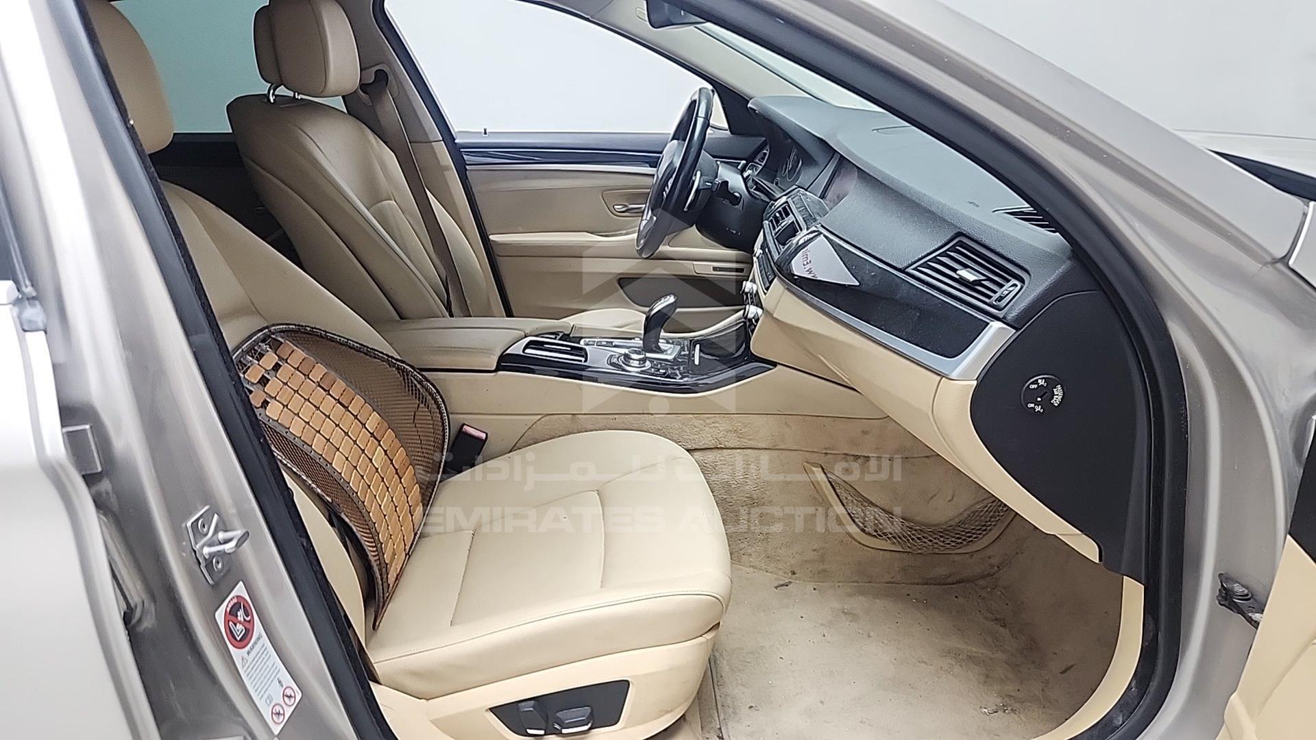 2013 BMW 528 VIN: WBAXG3107DDW40101