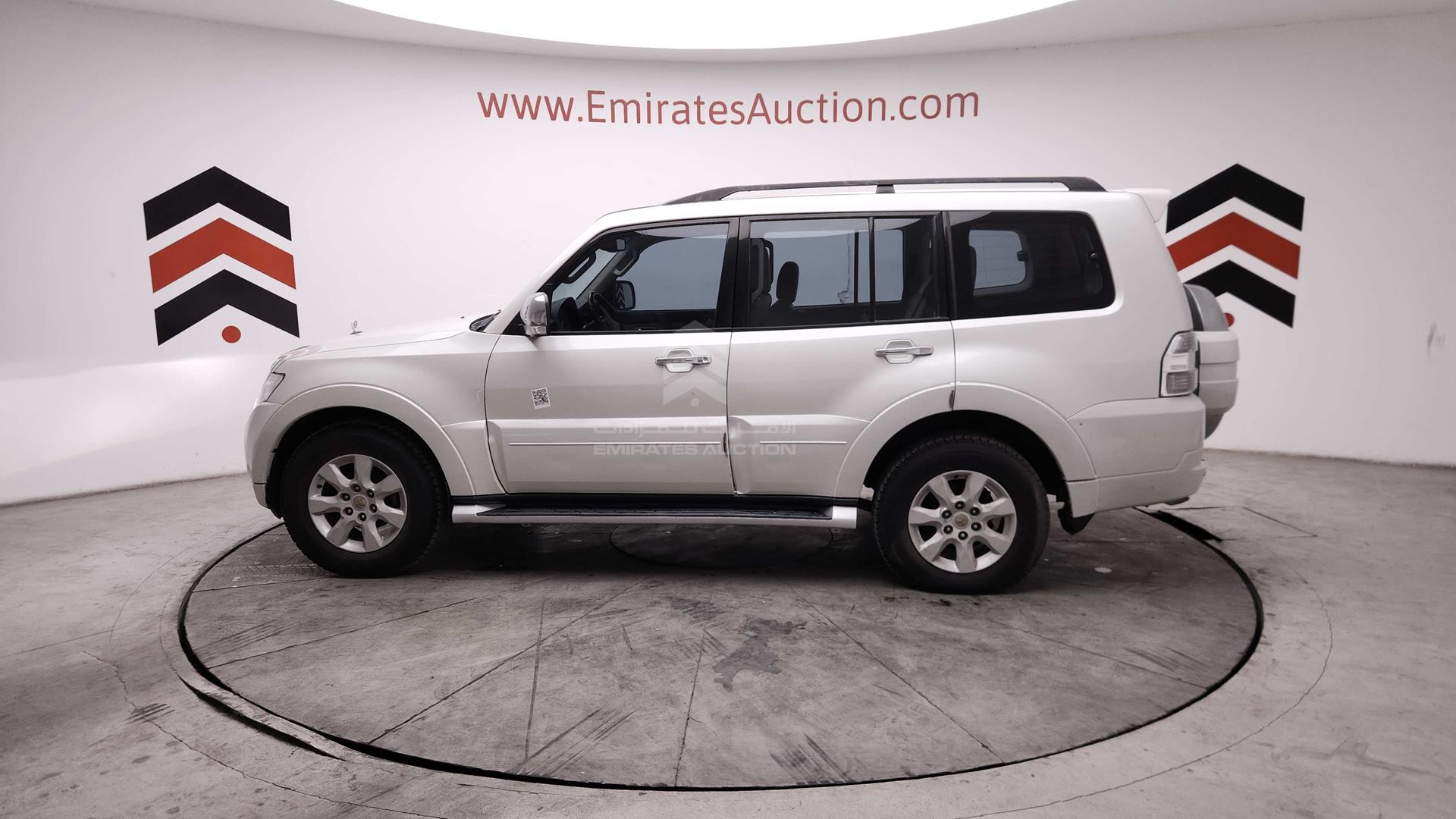 2014 MITSUBISHI PAJERO VIN: JMYLRV95WEJ703780