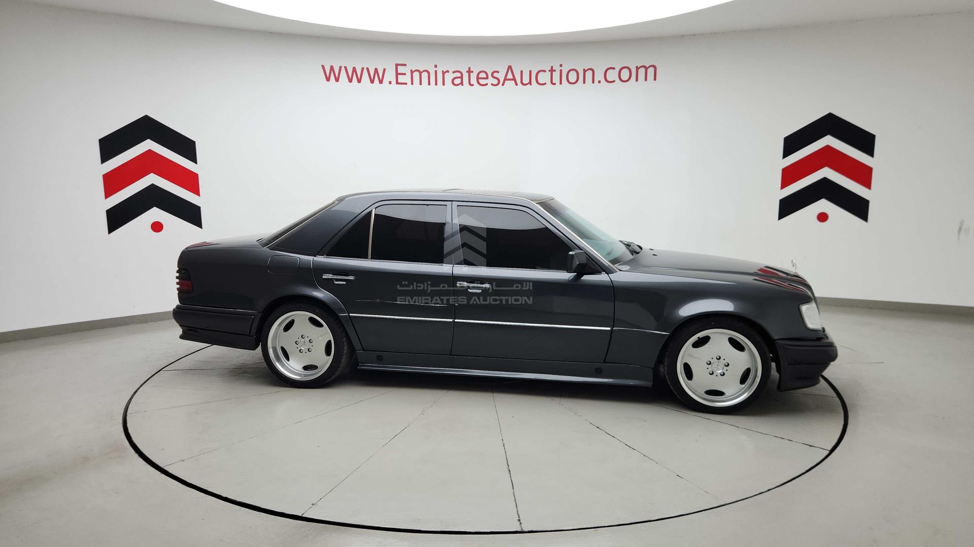 1993 MERCEDES E 500 VIN: WDB1240341B923021