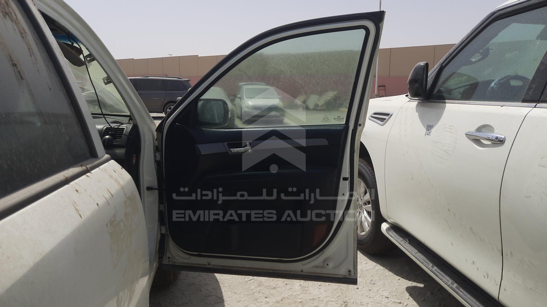 2015 KIA MOHAVE VIN: KNAKM811XF5127687