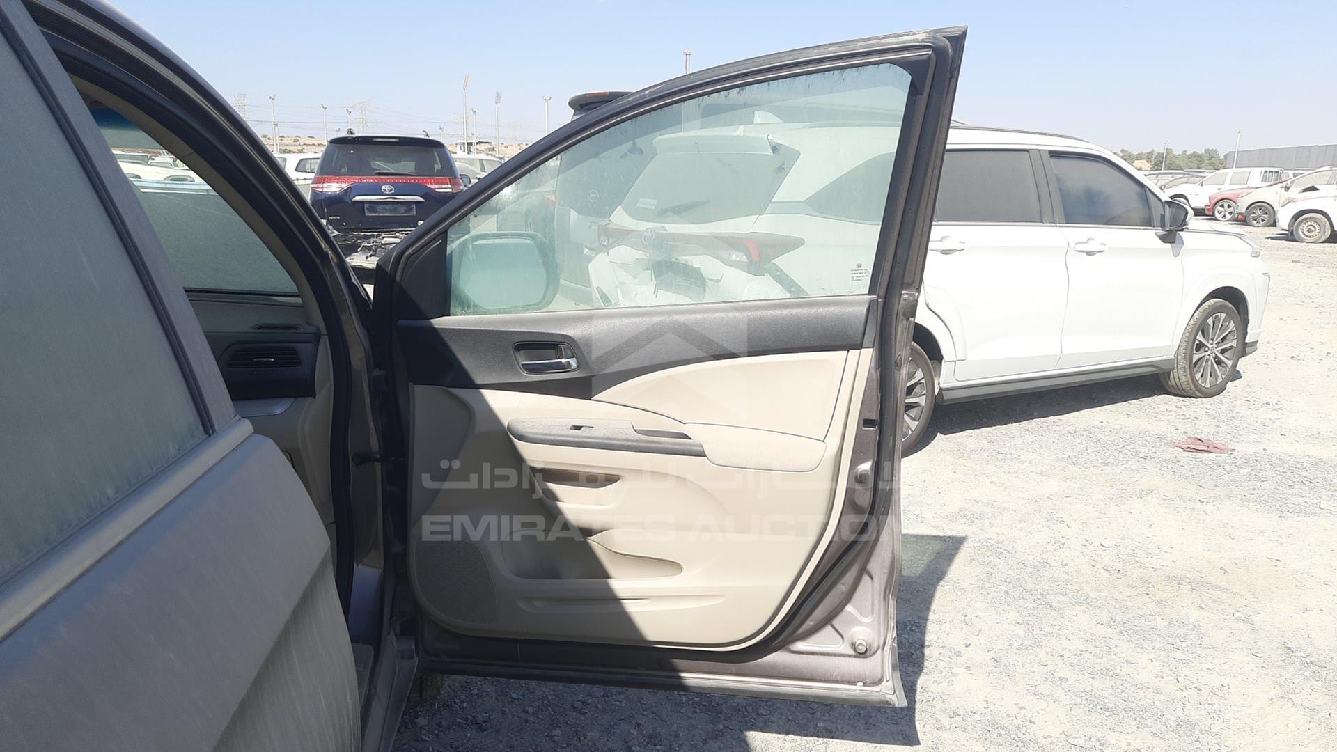 2016 HONDA CRV VIN: 5J6RM3832GL700052