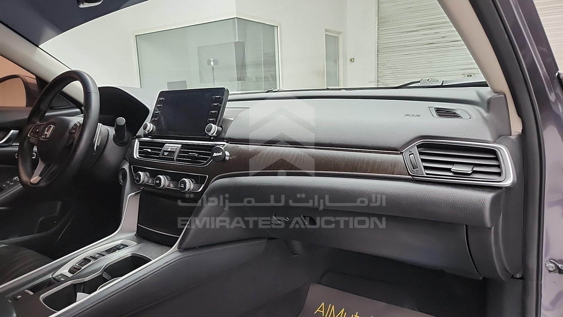 2018 HONDA ACCORD VIN: 1HGCV2630JA510635
