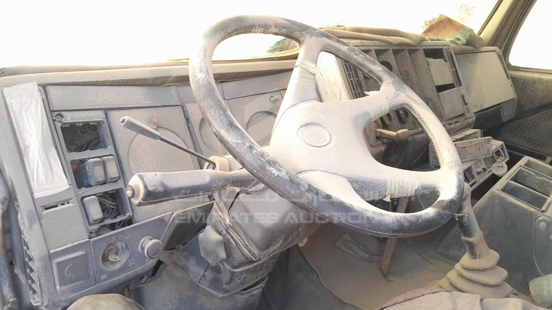 2006 Mercedes Truck — Front Left Driver Dashboard View — Photo 12