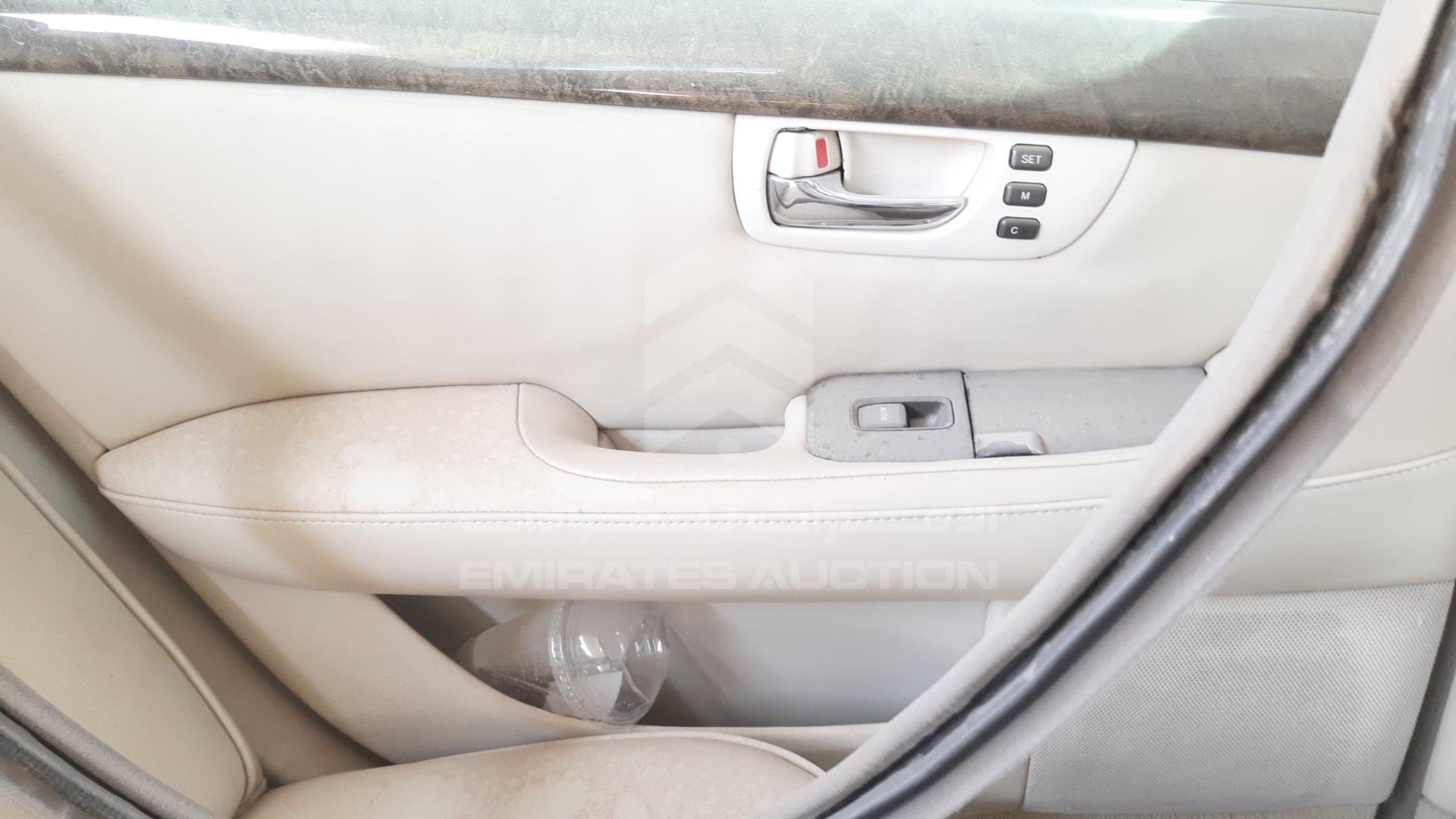 2001 LEXUS LS 430 VIN: JTHBN30F410009056