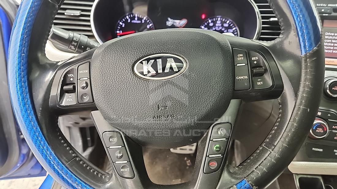 2013 Kia Optima — Steering & Mounted Controls — Photo 16