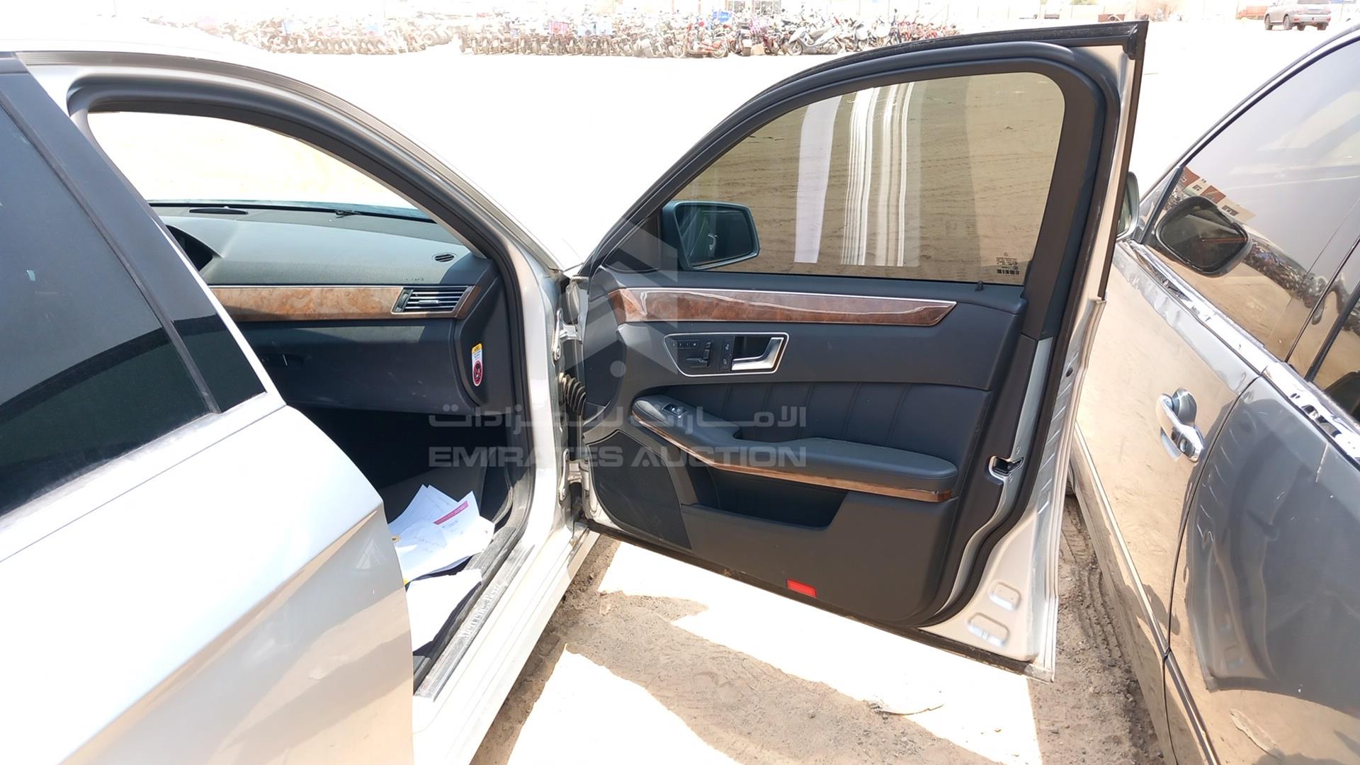 2012 MERCEDES E 300 VIN: WDDHF5DB2CA573075
