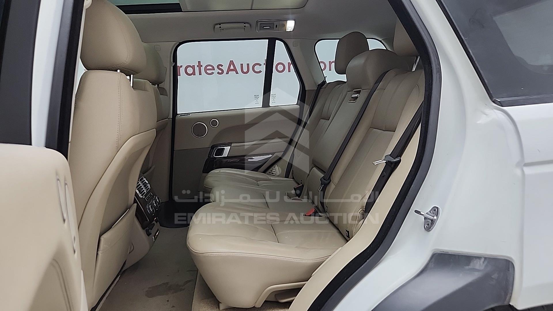 2016 RANGE ROVER HSE VIN: SALGA2DFXGA302883