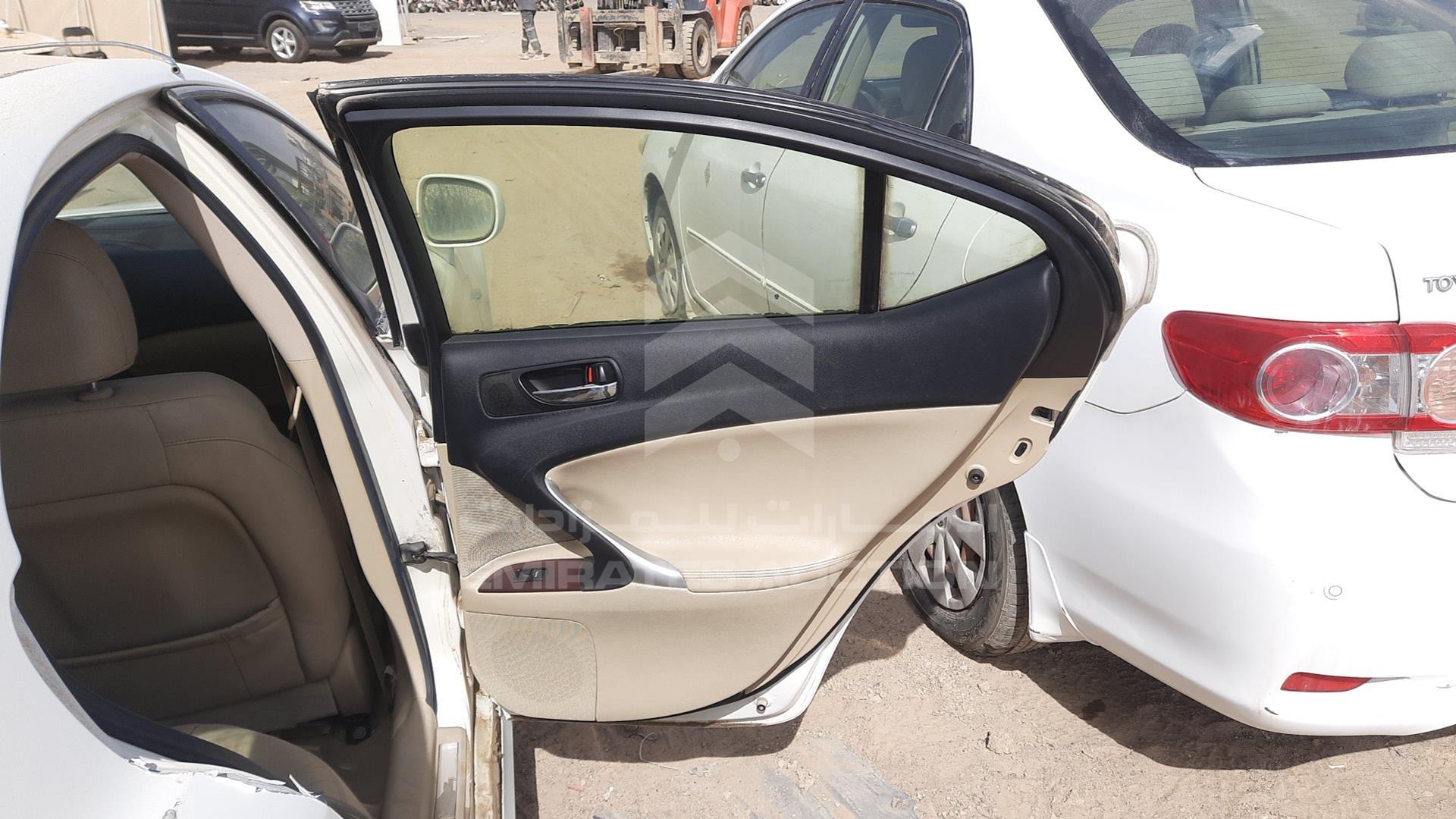 2008 LEXUS IS300 VIN: JTHBG262X82009697