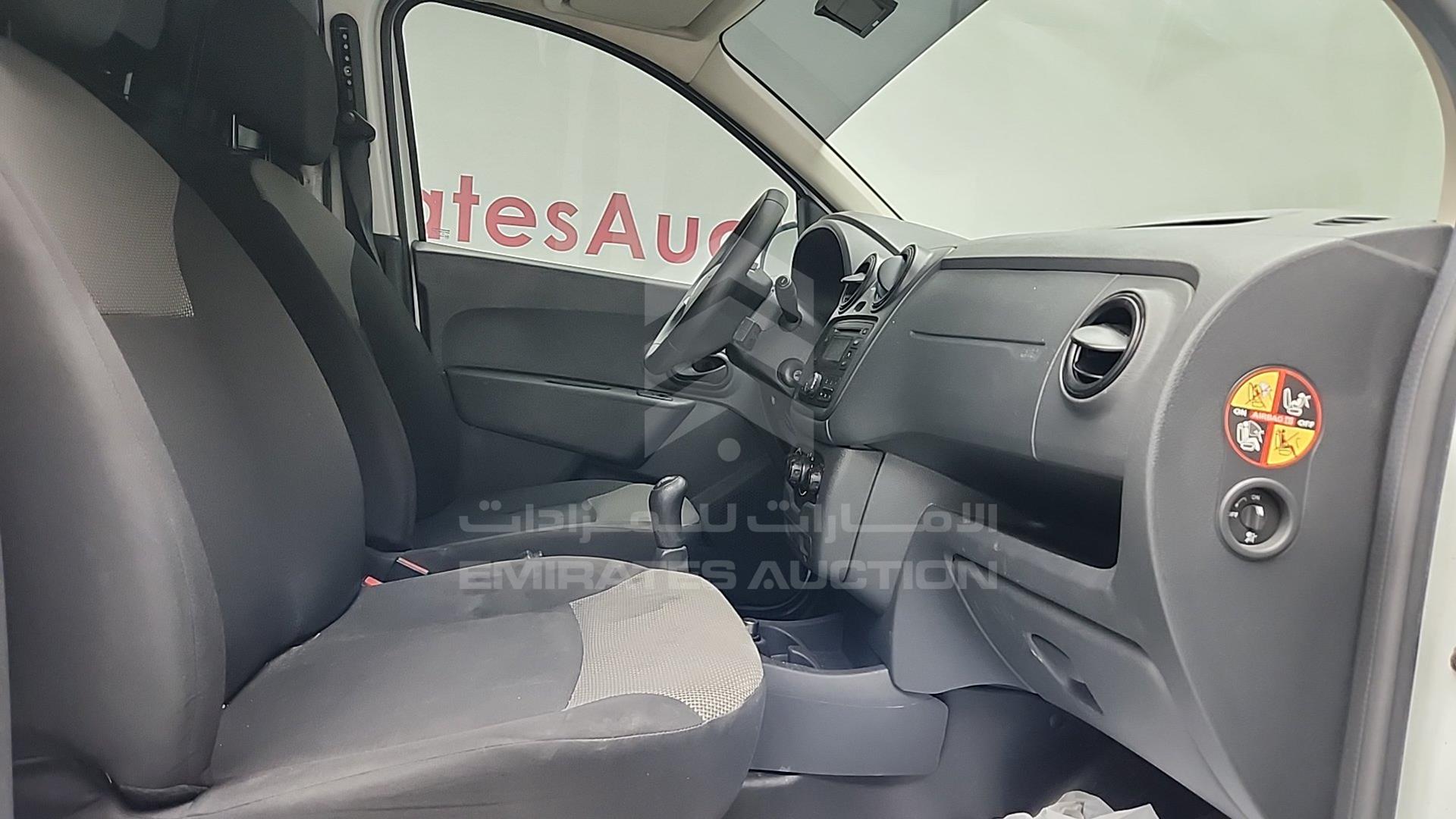 2022 RENAULT DOKKER VIN: VF18SRB47NG028540