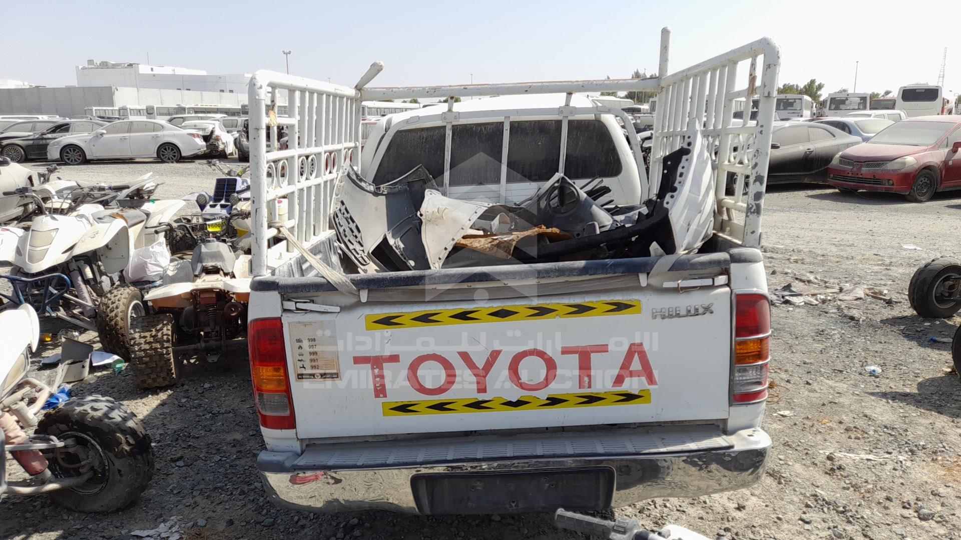 2011 TOYOTA HILUX VIN: MR0EX12G7B2057192