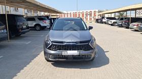 2025 Kia Sportage — Full Front View — Photo 1 — Thumbnail