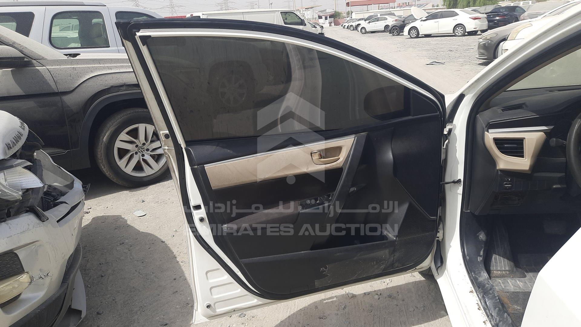 2015 TOYOTA COROLLA VIN: RKLBB9HE2F5139343