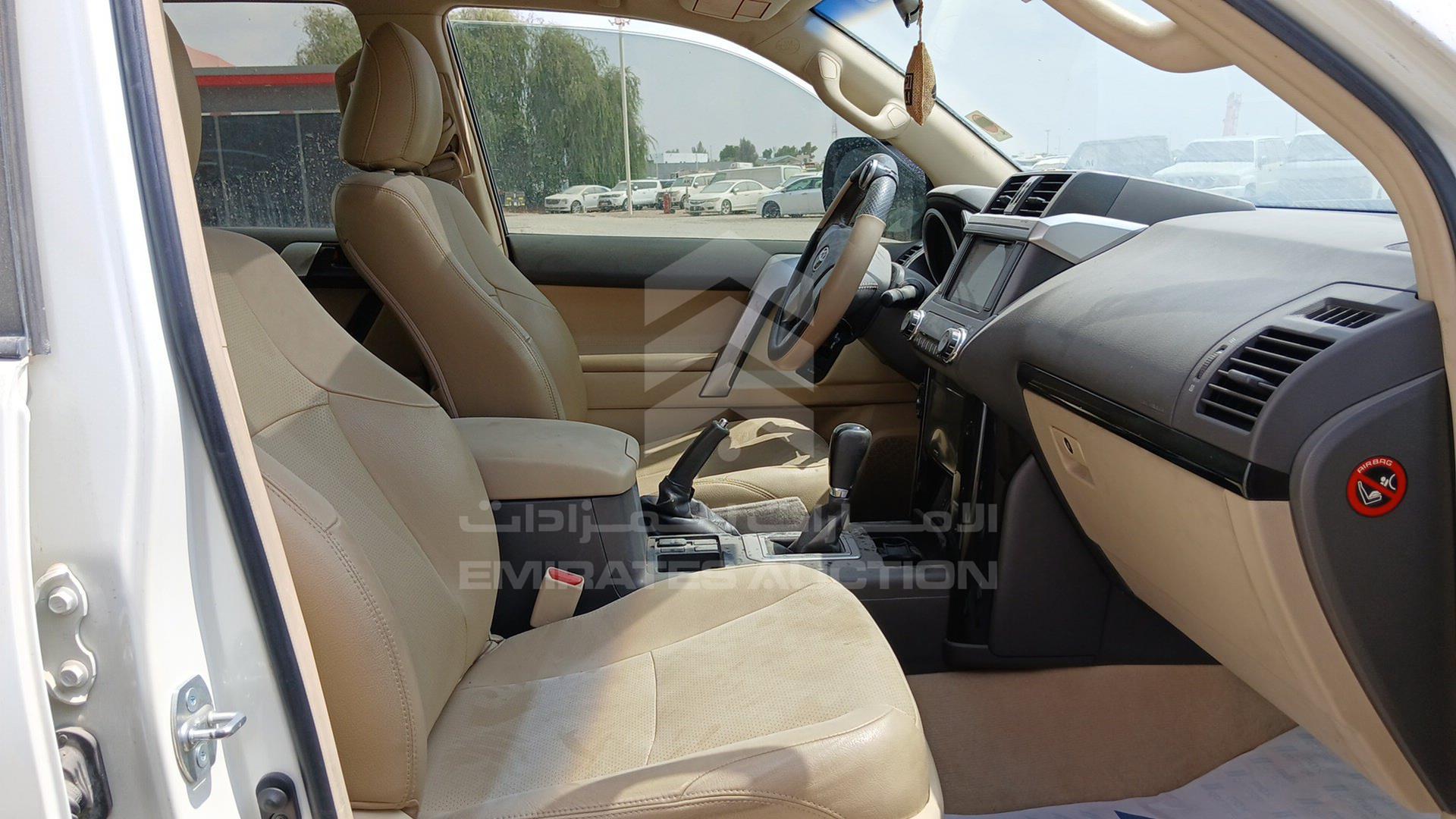 2014 TOYOTA PRADO VIN: JTEJU3FJ0EK071829