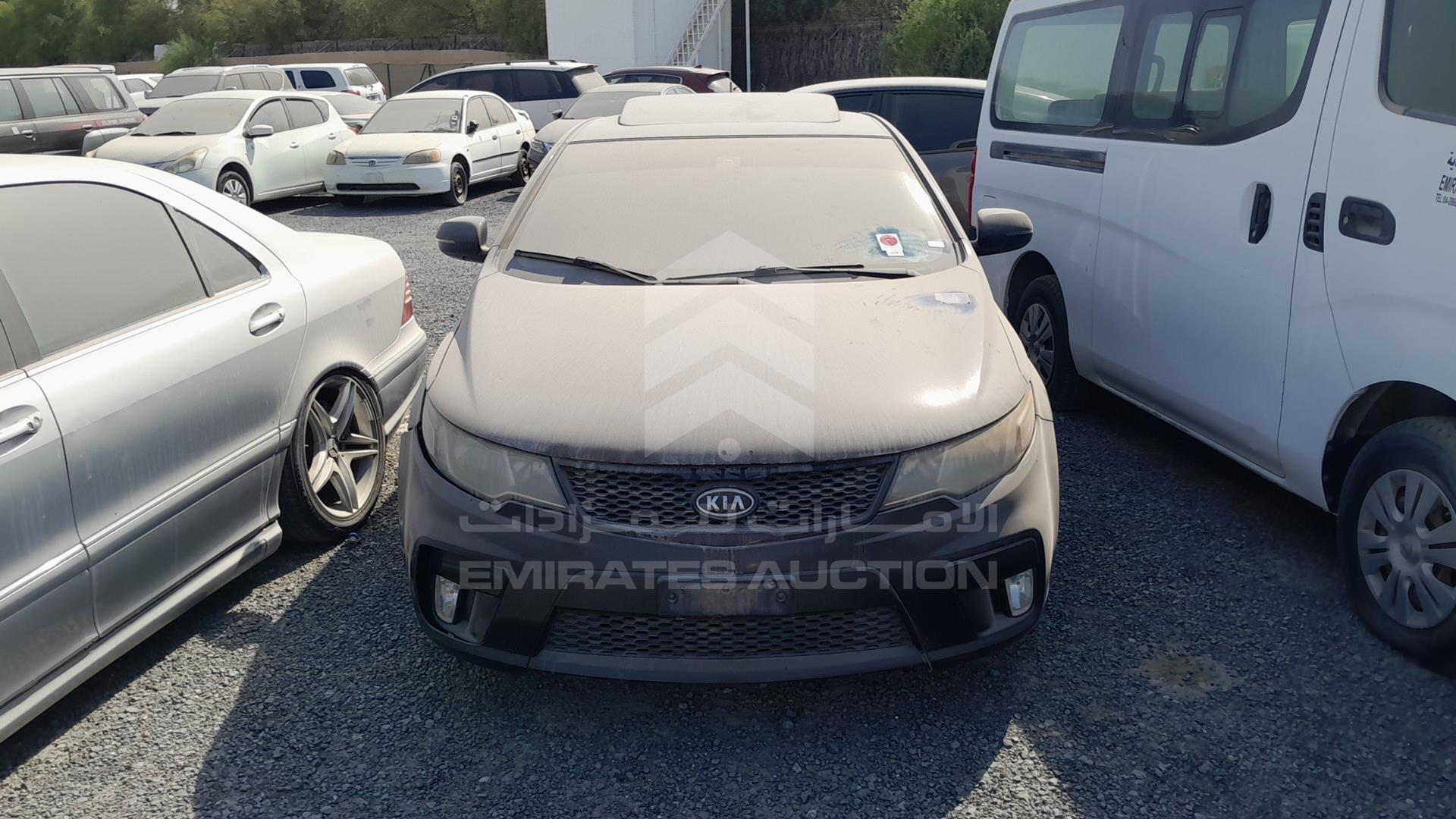 2011 KIA CERATO VIN: KNAFW6124B5347426