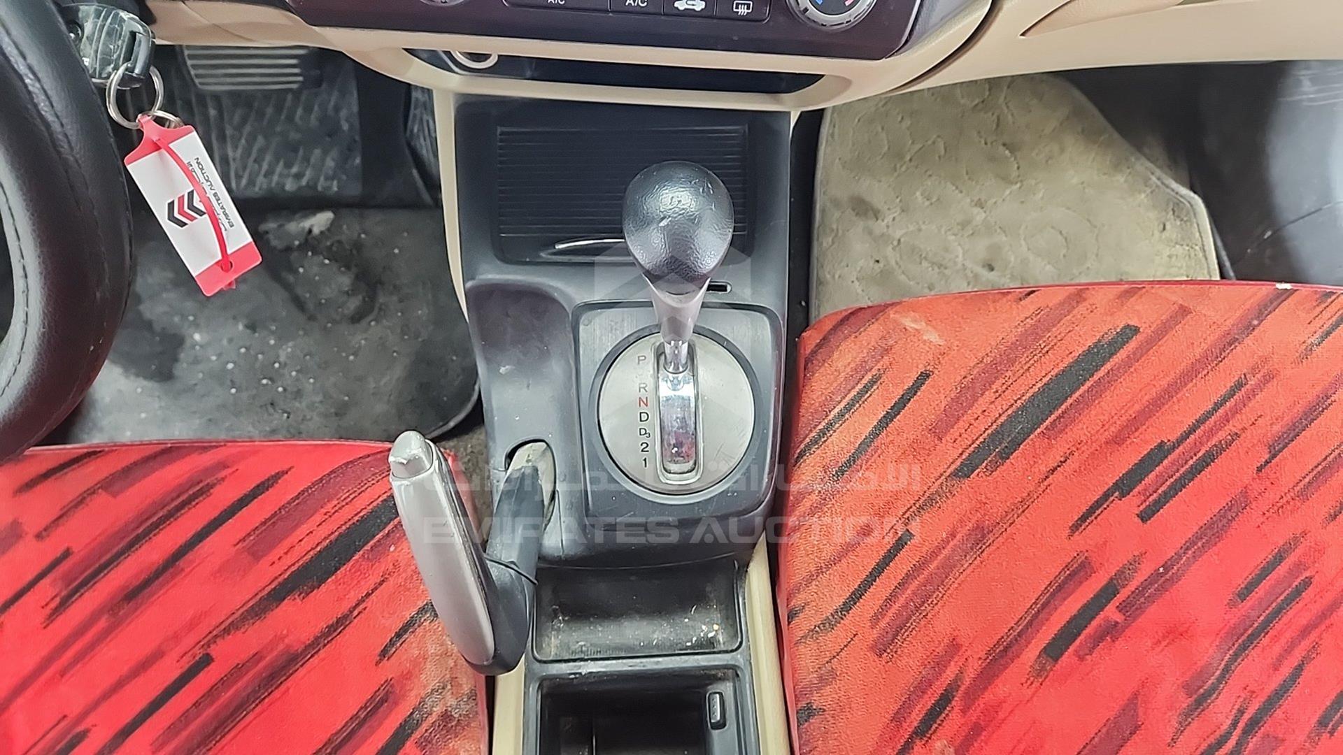 2006 HONDA CIVIC VIN: JHMFD162X6S403685