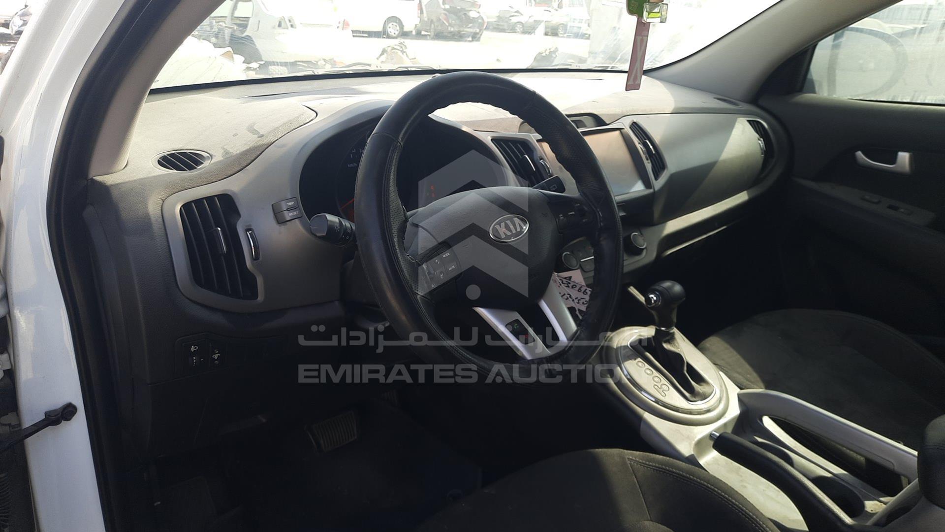 2016 KIA SPORTAGE VIN: U5YPB81A8GL730667