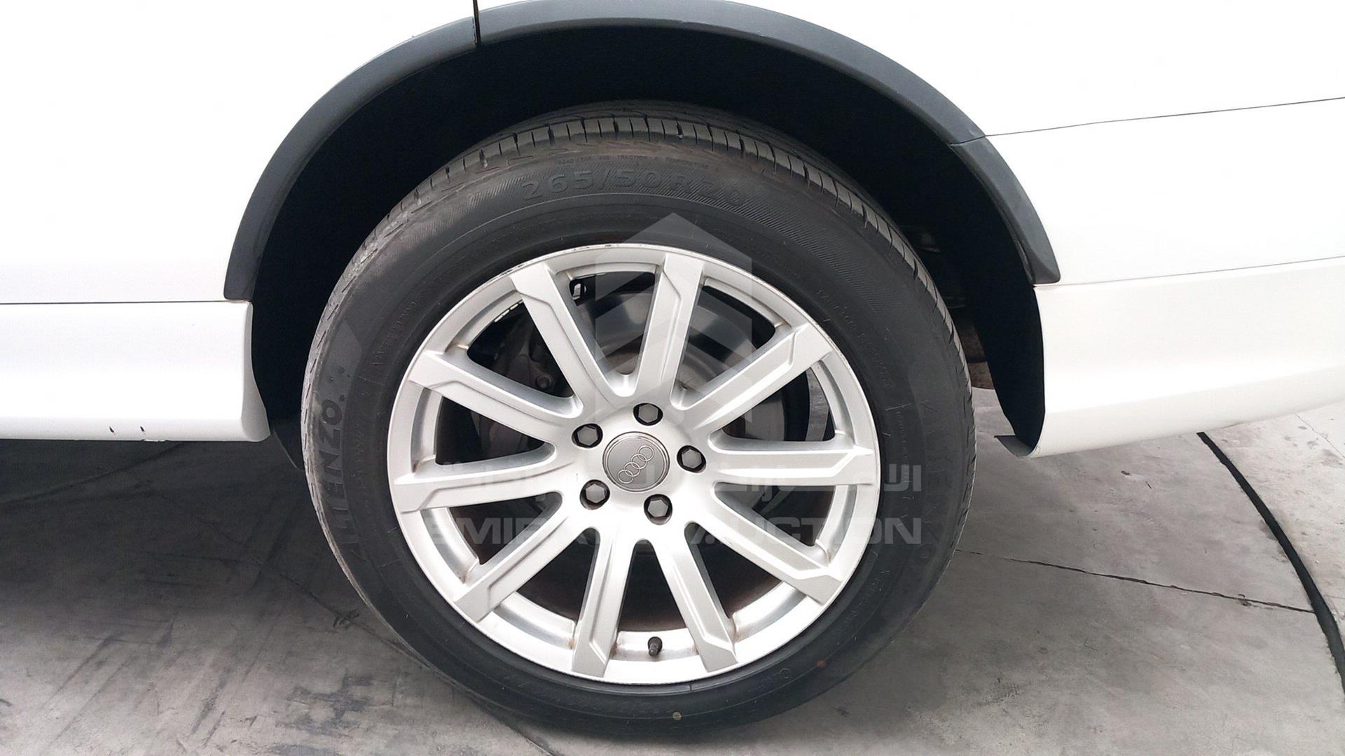 2013 AUDI Q7 VIN: WA1AGDFE2DD004733