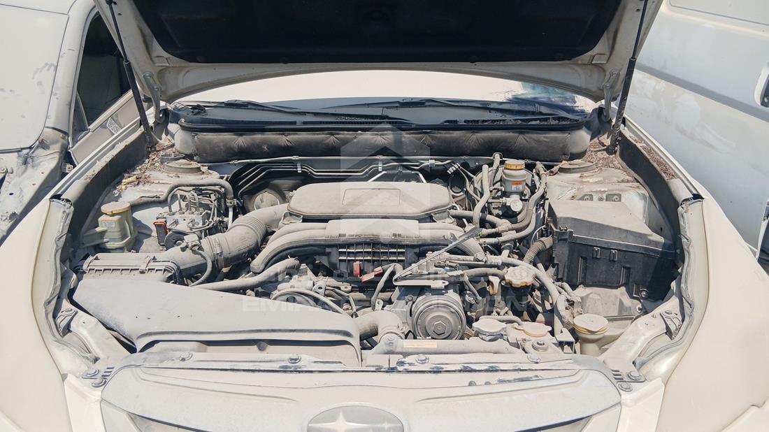 2011 Subaru Outback - Scrap without document — Engine Bay — Photo 26