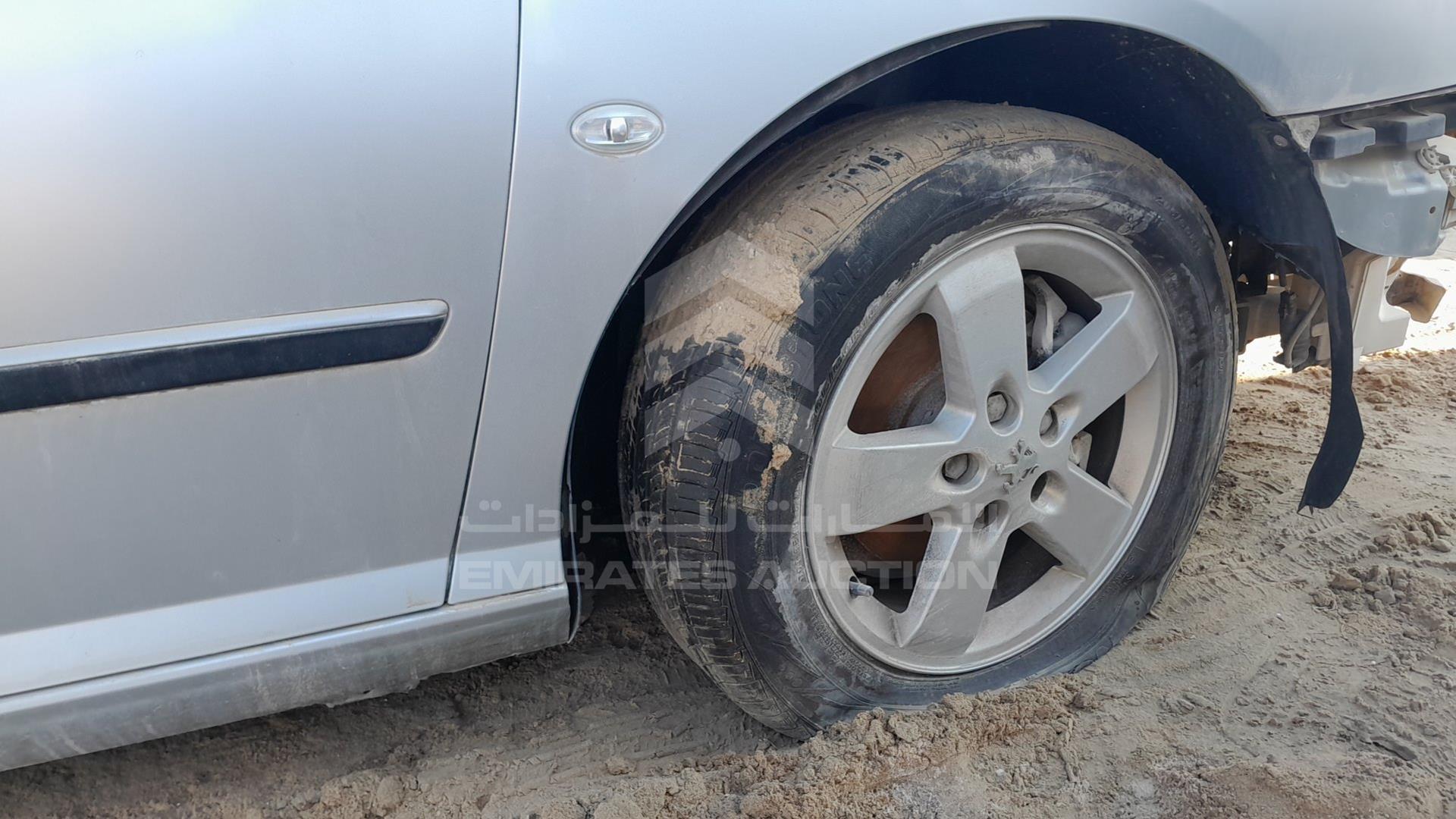 2008 PEUGEOT 407 VIN: VF36DRFJF8L002224