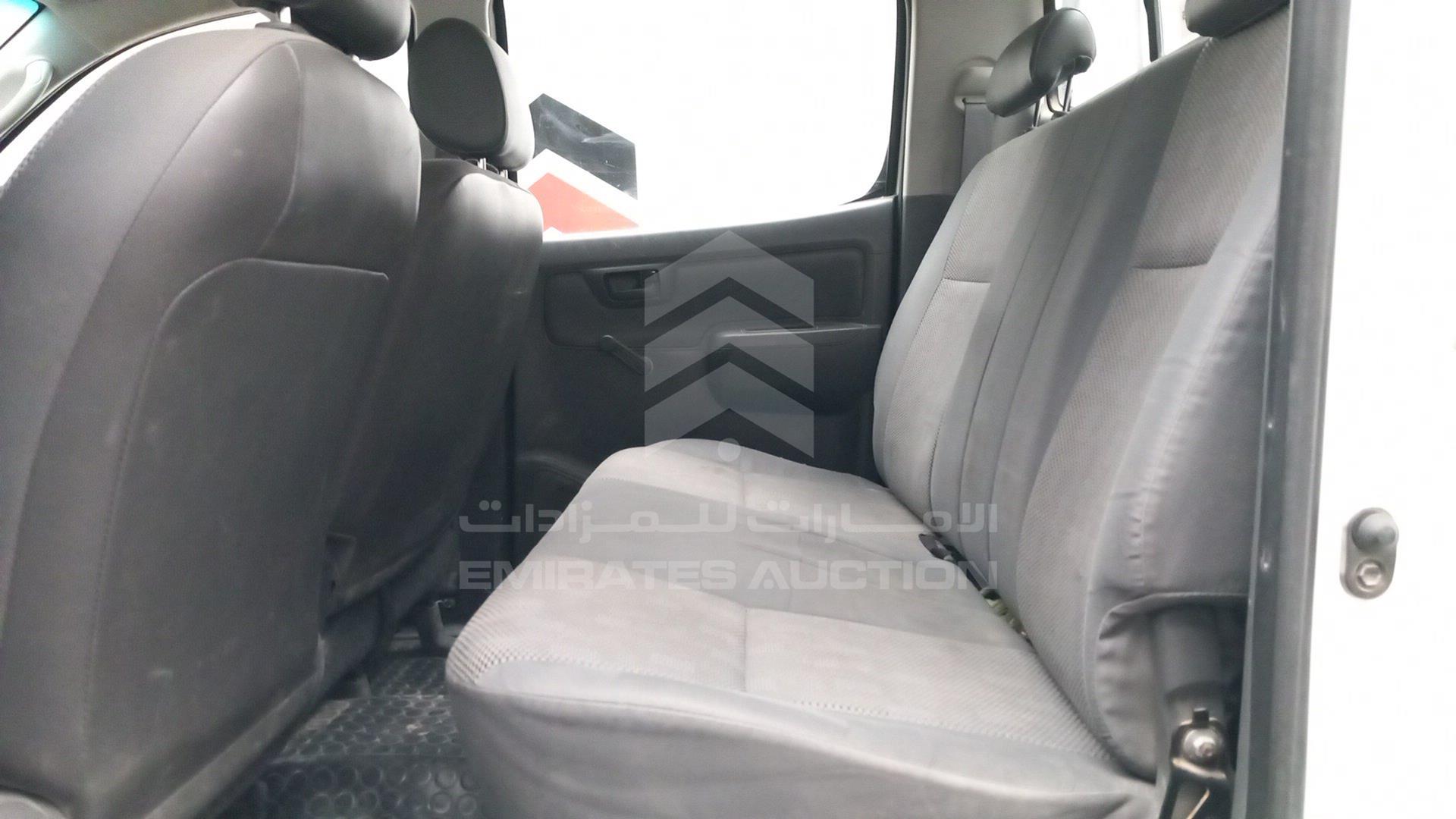 2013 TOYOTA HILUX VIN: MR0FX22G0D1359913