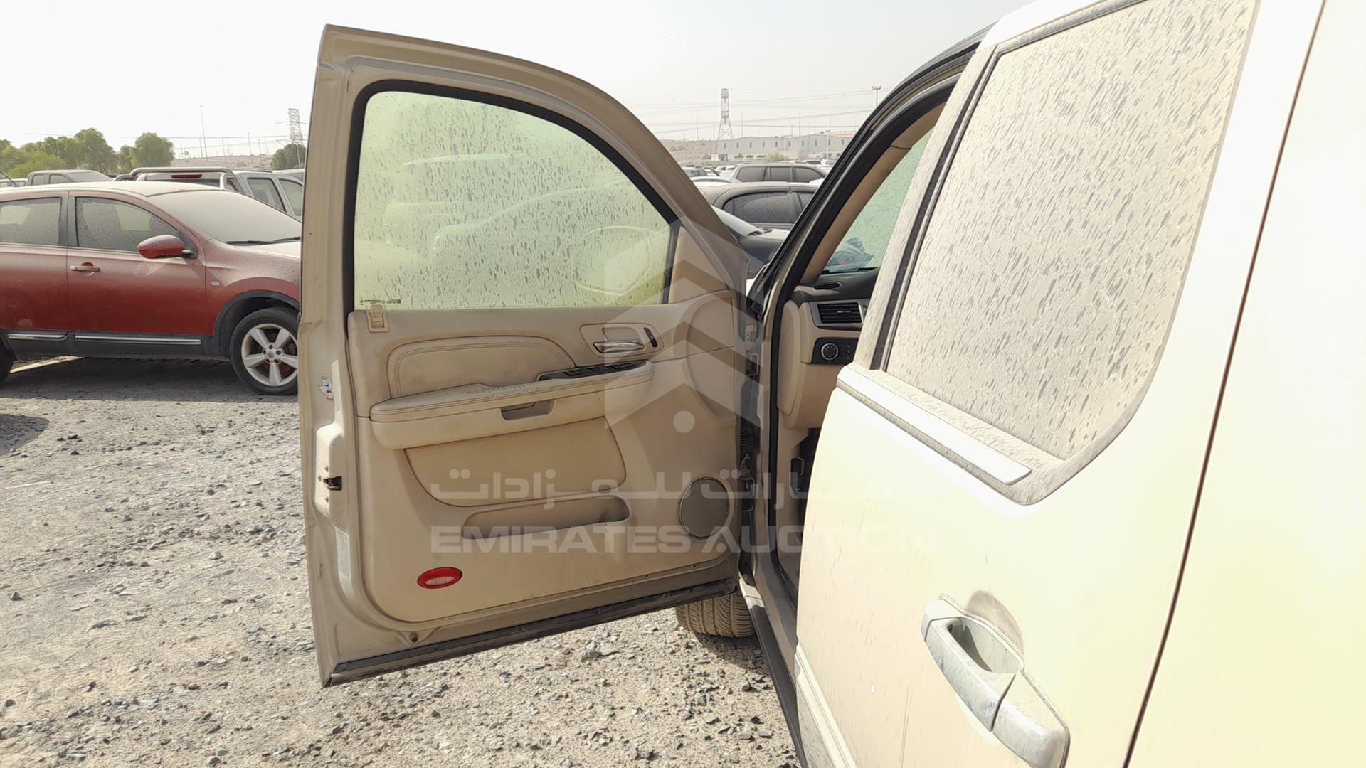 2008 CADILLAC ESCALADE VIN: 1GYFK63818R164058
