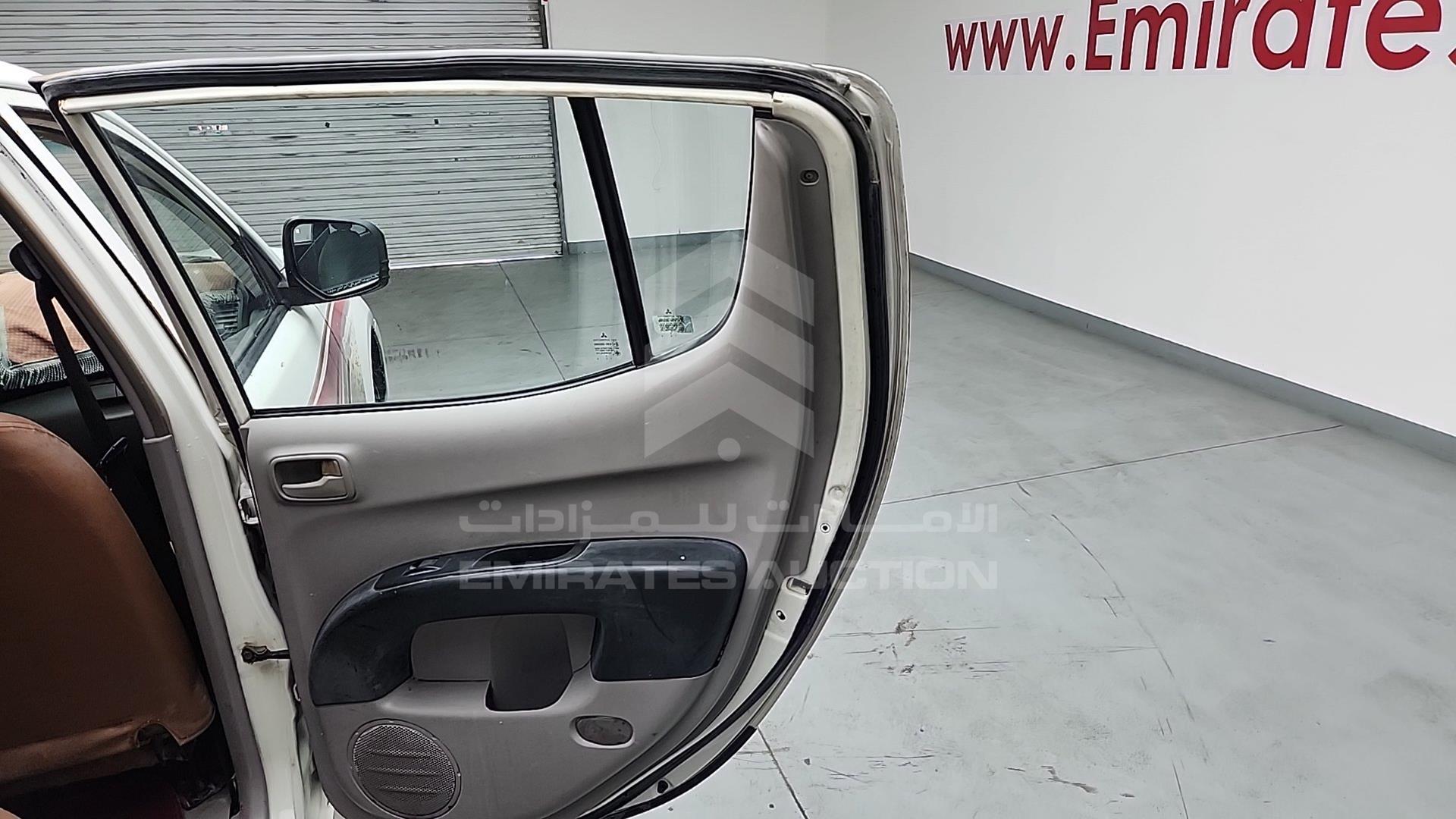 2013 MITSUBISHI L 200 VIN: MMBJNKA50DD021076