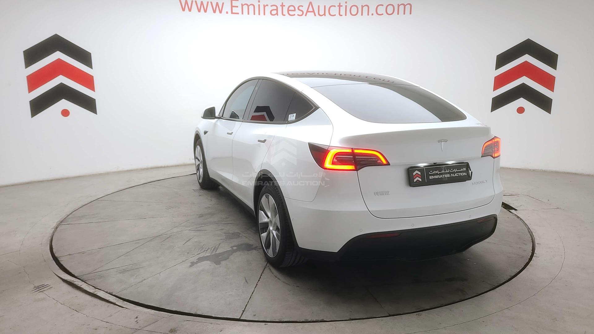 2023 TESLA MODEL Y VIN: LRWYGCFS1NC571914