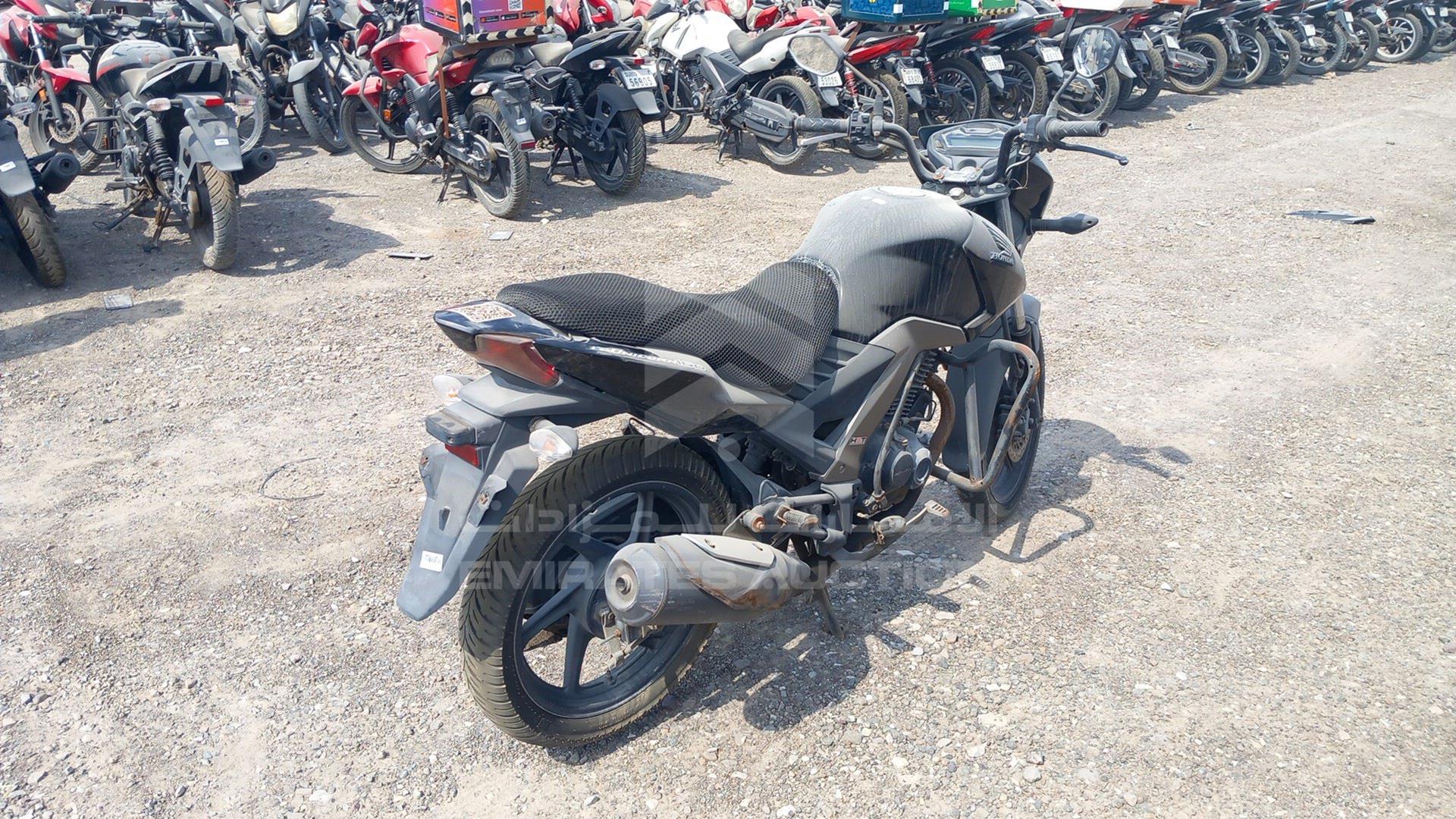 2015 HONDA UNICORN 160 VIN: ME4KC2033G8000788