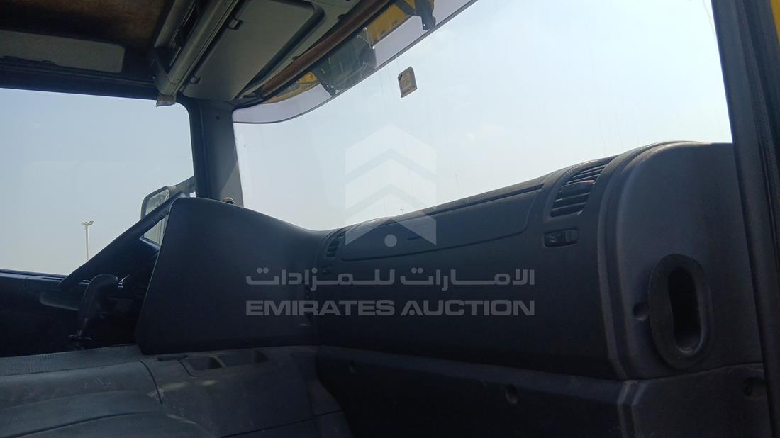 2009 Scania P 340 — Front Right Passenger Dashboard View — Photo 20