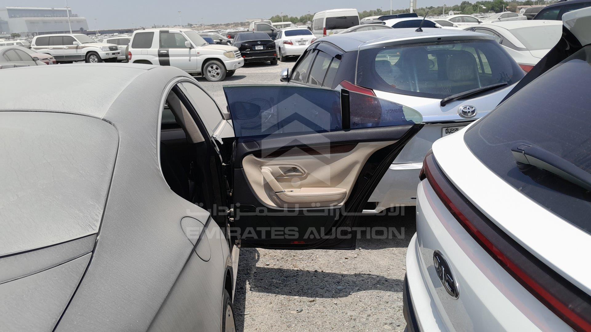 WVWAC23CXBE700272 - 2011 Volkswagen CC - #490230