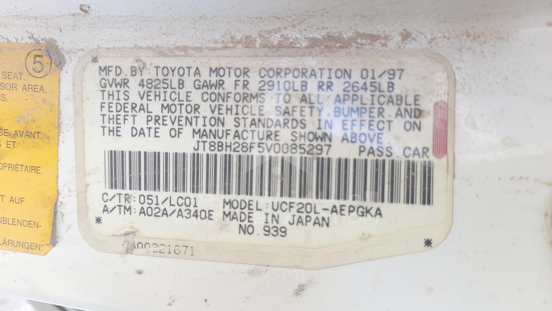 1997 LEXUS LS400 VIN: JT8BH28F5V0085297