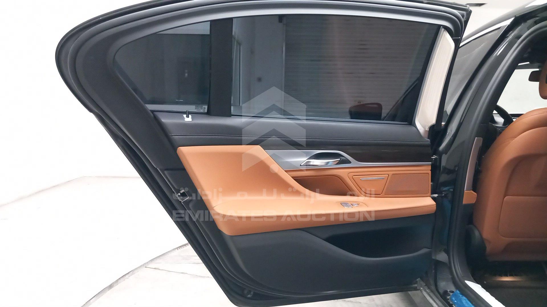 2017 BMW 730 LI VIN: WBA7E0106HG673177