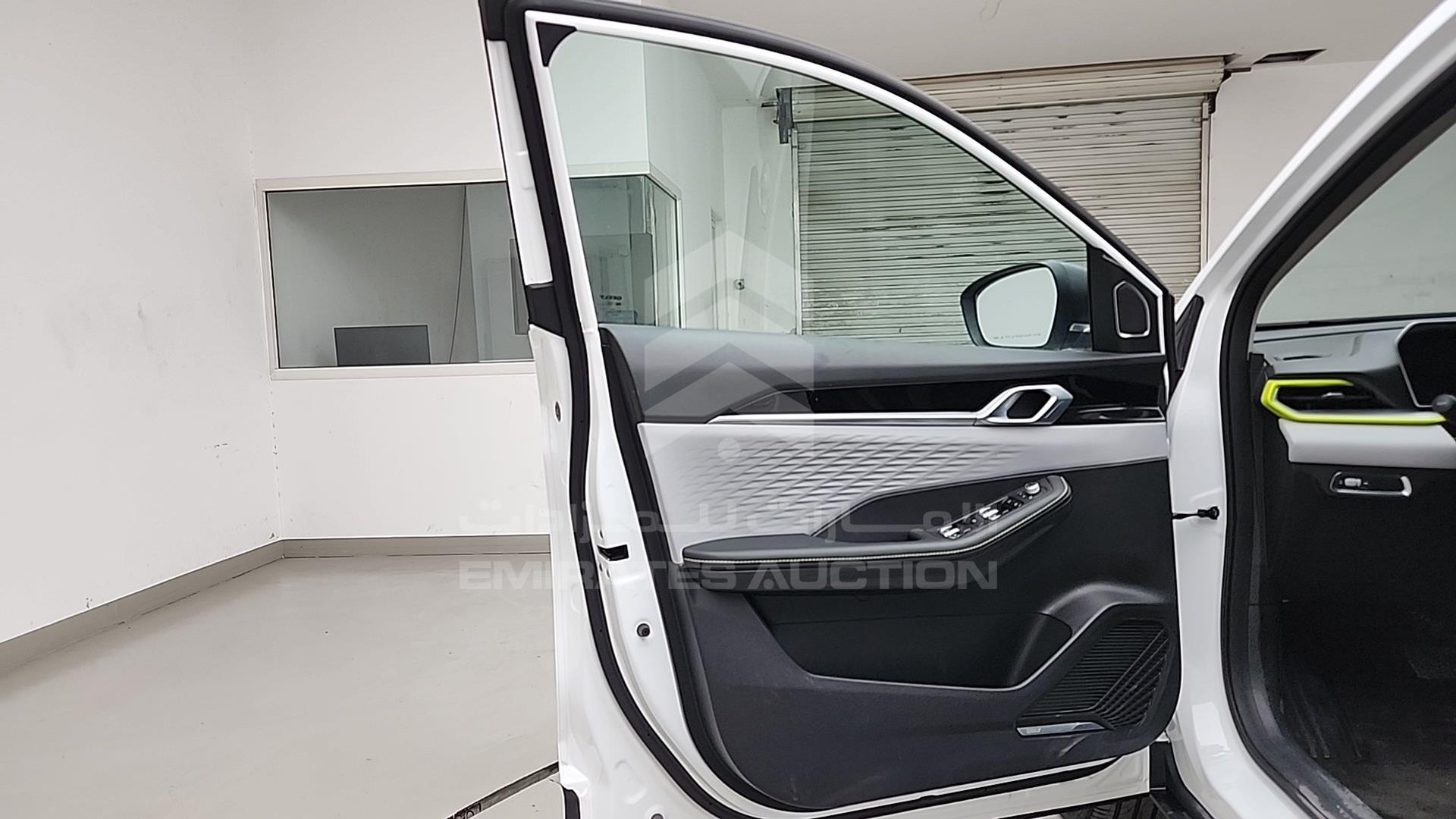 2024 GEELY COOLRAY VIN: LB3762KZ2RX505424
