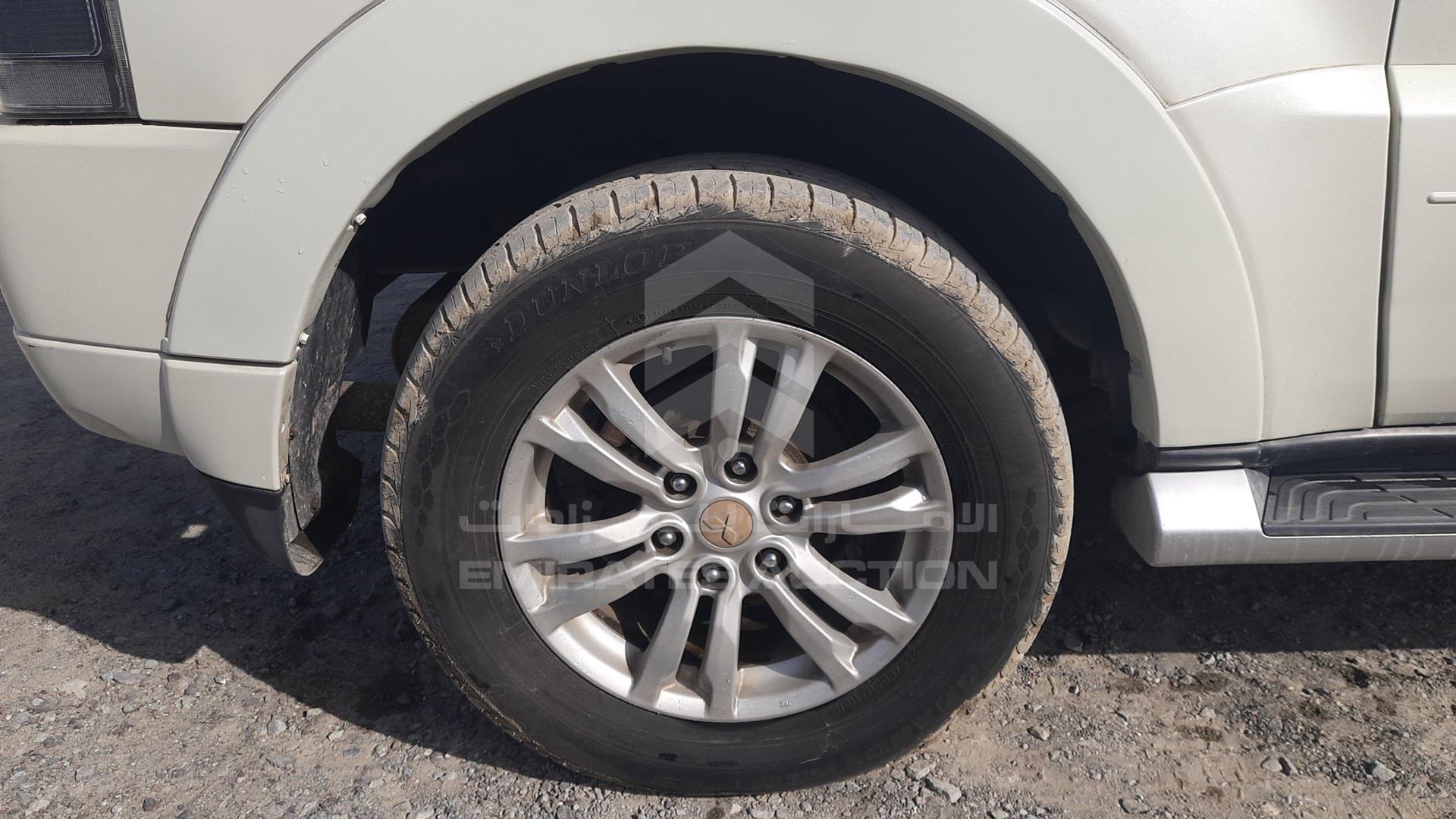 2012 MITSUBISHI PAJERO VIN: JMYMYV87WCJ702449