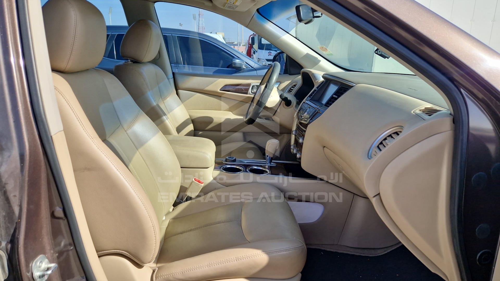 2015 NISSAN PATHFINDER VIN: 5N1AR2M58FC649561