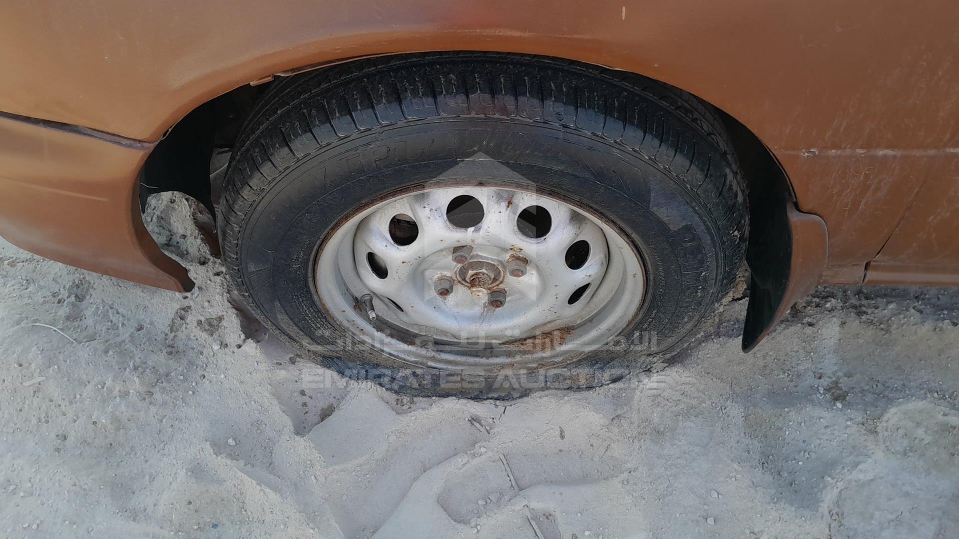 2000 NISSAN SUNNY VIN: JN1DB41S4YW002588