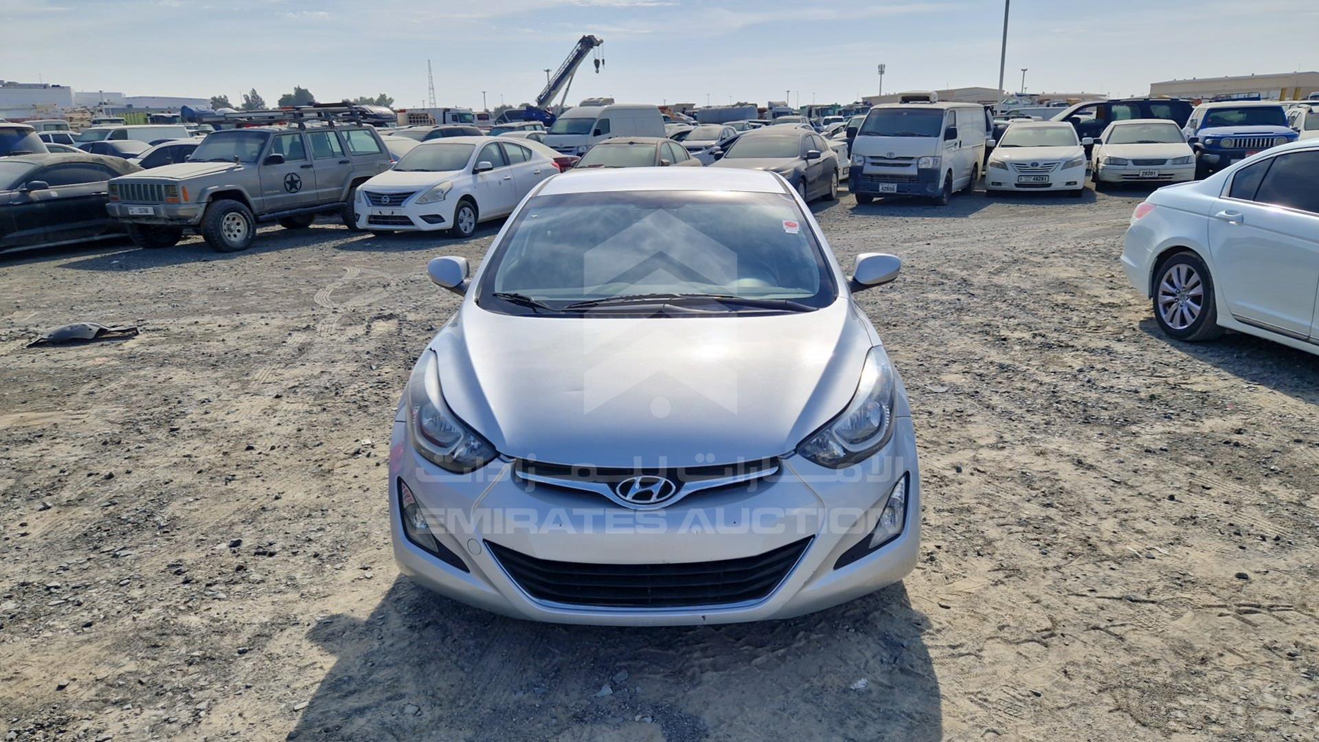 2015 HYUNDAI ELANTRA VIN: 5NPDH4AE5FH623413