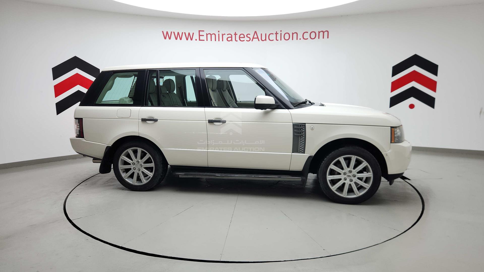 2010 RANGE ROVER VOGUE VIN: SALLMAME4AA317299