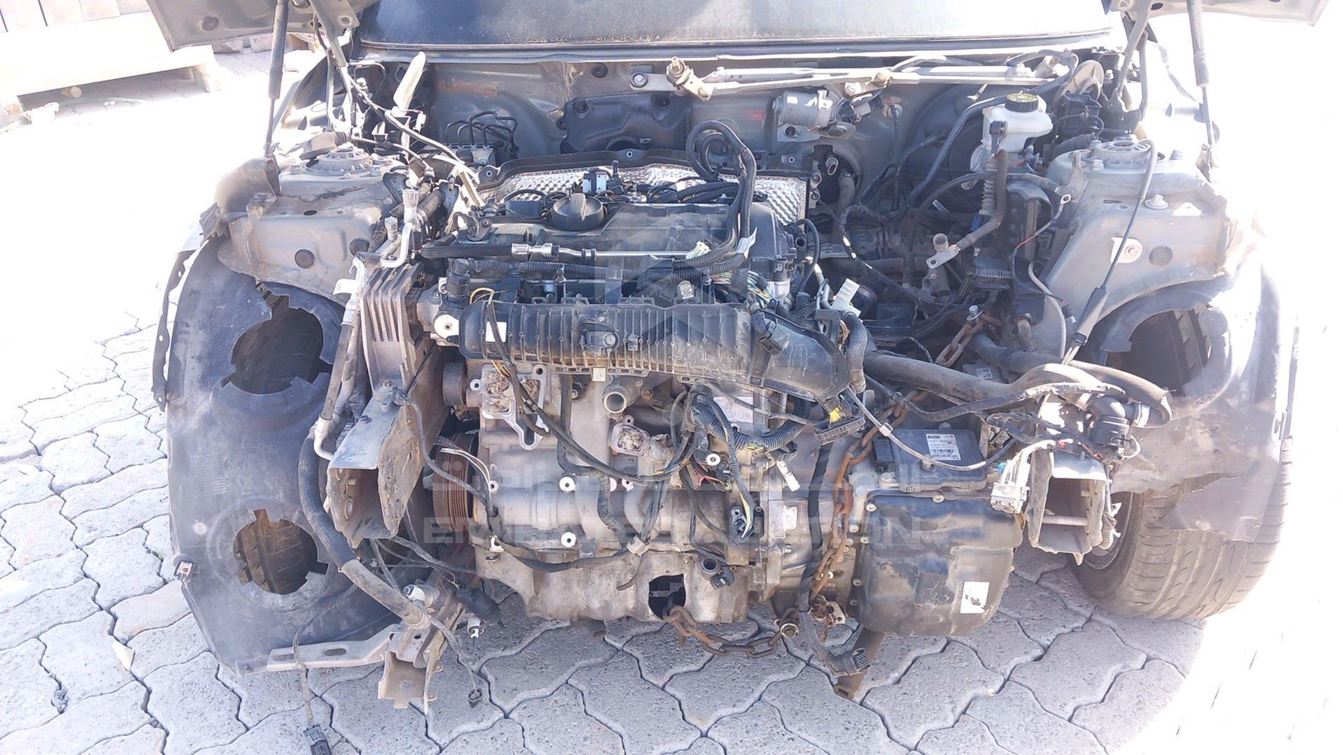 2017 MINI COOPER S VIN: WMWXP7C51H3B93358