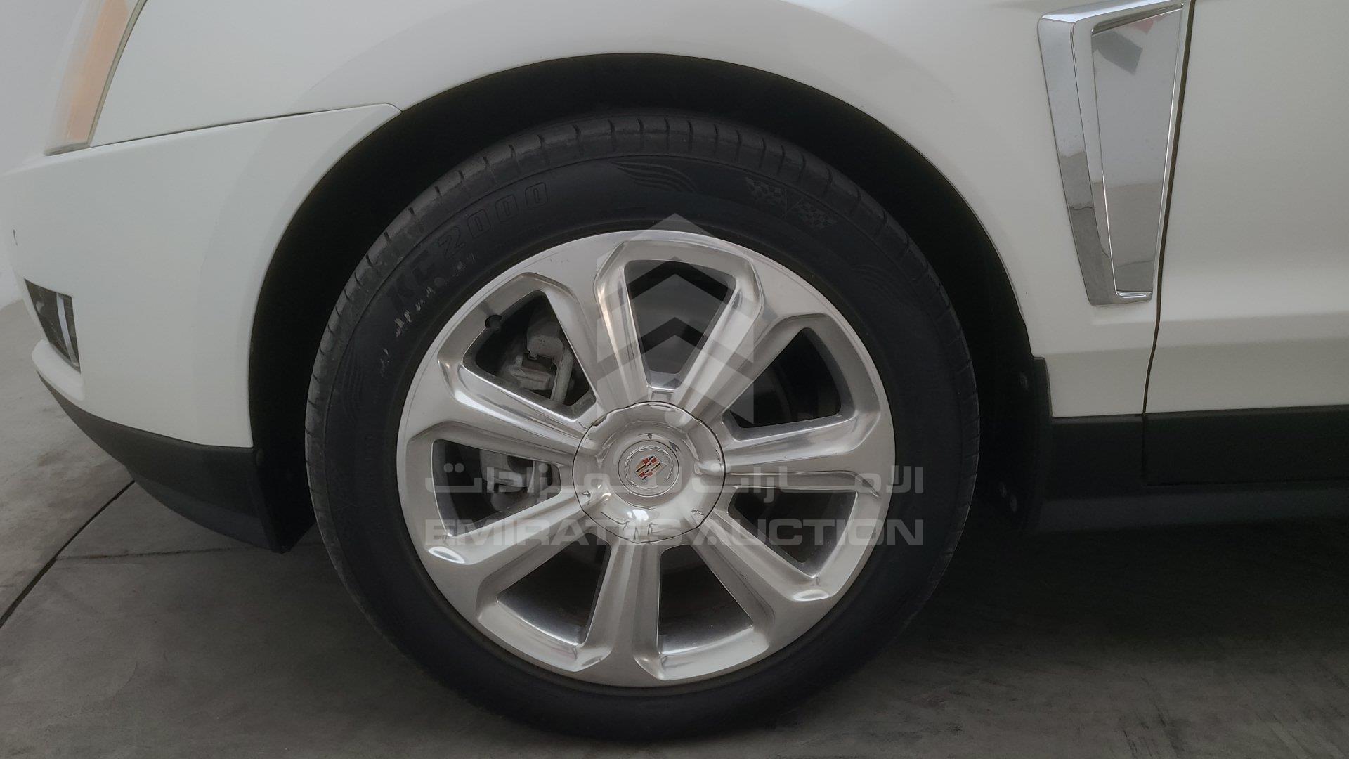 3GYFN9E32FS556311 - 2015 Cadillac SRX - #428187